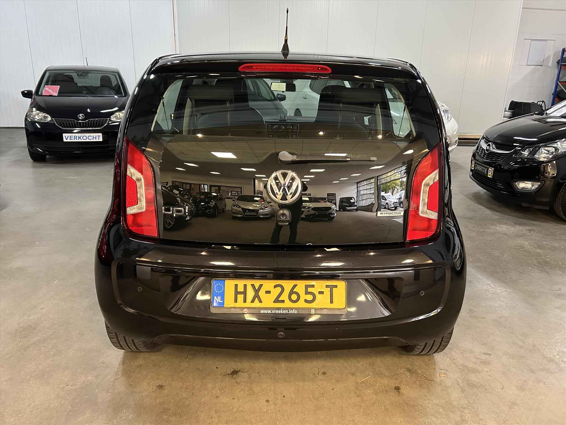 VOLKSWAGEN Up! 1.0 60PK 5D BMT High up! AIRCO / LMV - 6/10