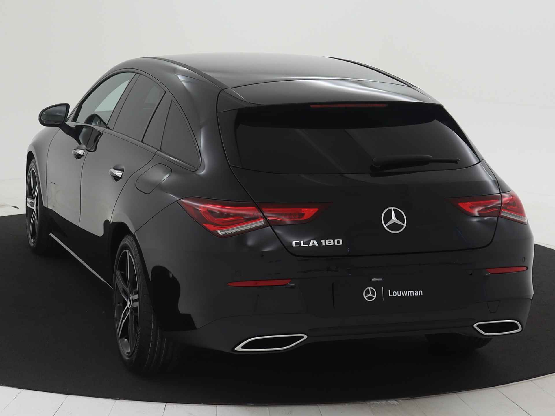 Mercedes-Benz CLA-Klasse Shooting Brake 180 Luxury Line | Premium Pakket | Nightpakket | Trekhaak | Sfeerverlichting | Stoelverwarming vooraan | KEYLESS GO-comfortpakket | Parkeerpakket met achteruitrijcamera | - 16/42
