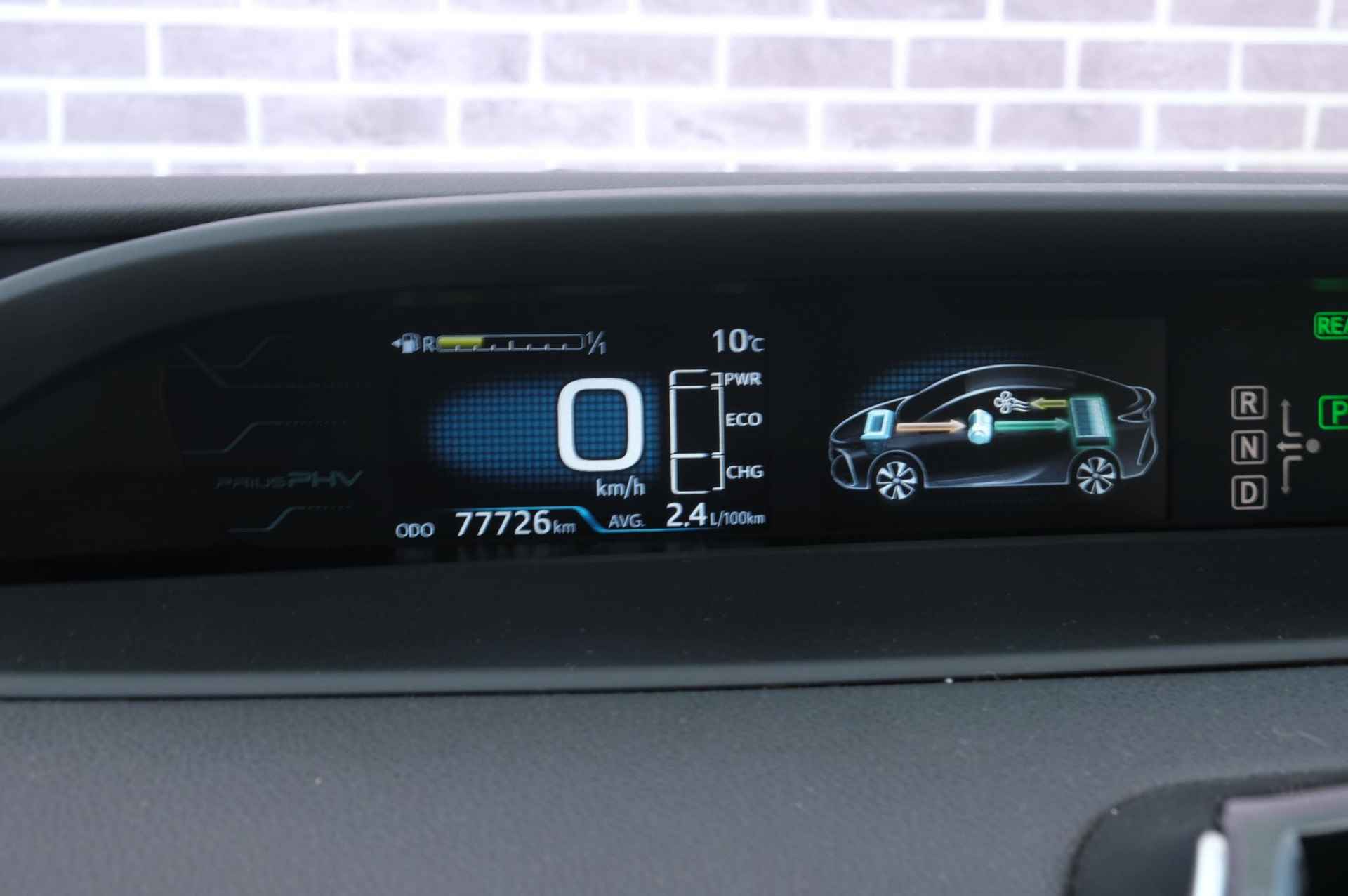 Toyota Prius 1.8 Plug-in Executive | Stoelverwarming | Achteruitrijcamera | Adaptive Cruise Control | Parkeersensoren | HeadUp Display | LaneAssist | Dealer Onderhouden - 7/34