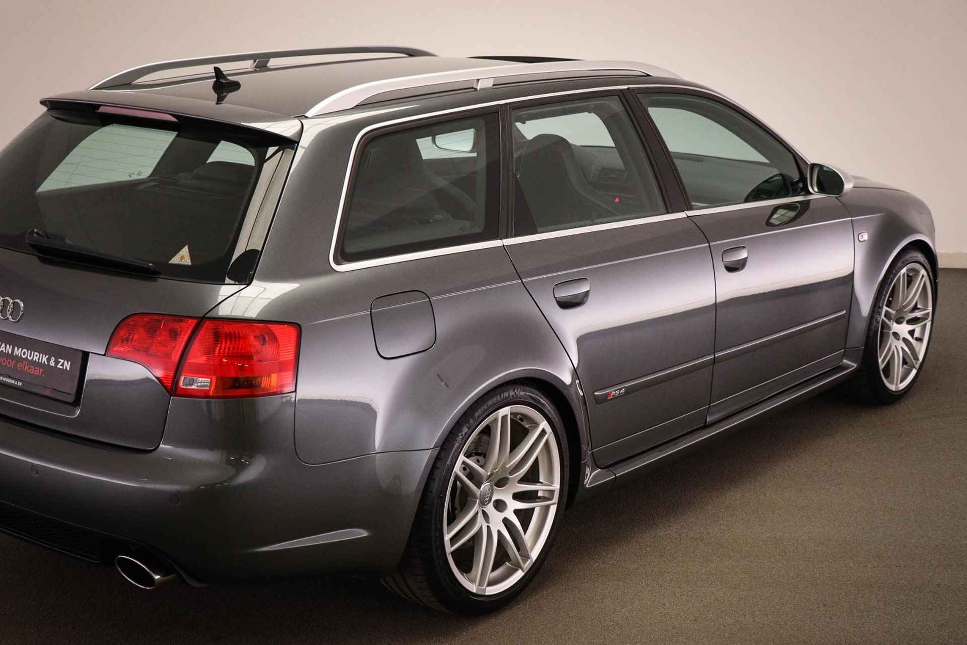 Audi A4 Avant 4.2 V8 RS4 quattro - 25/63