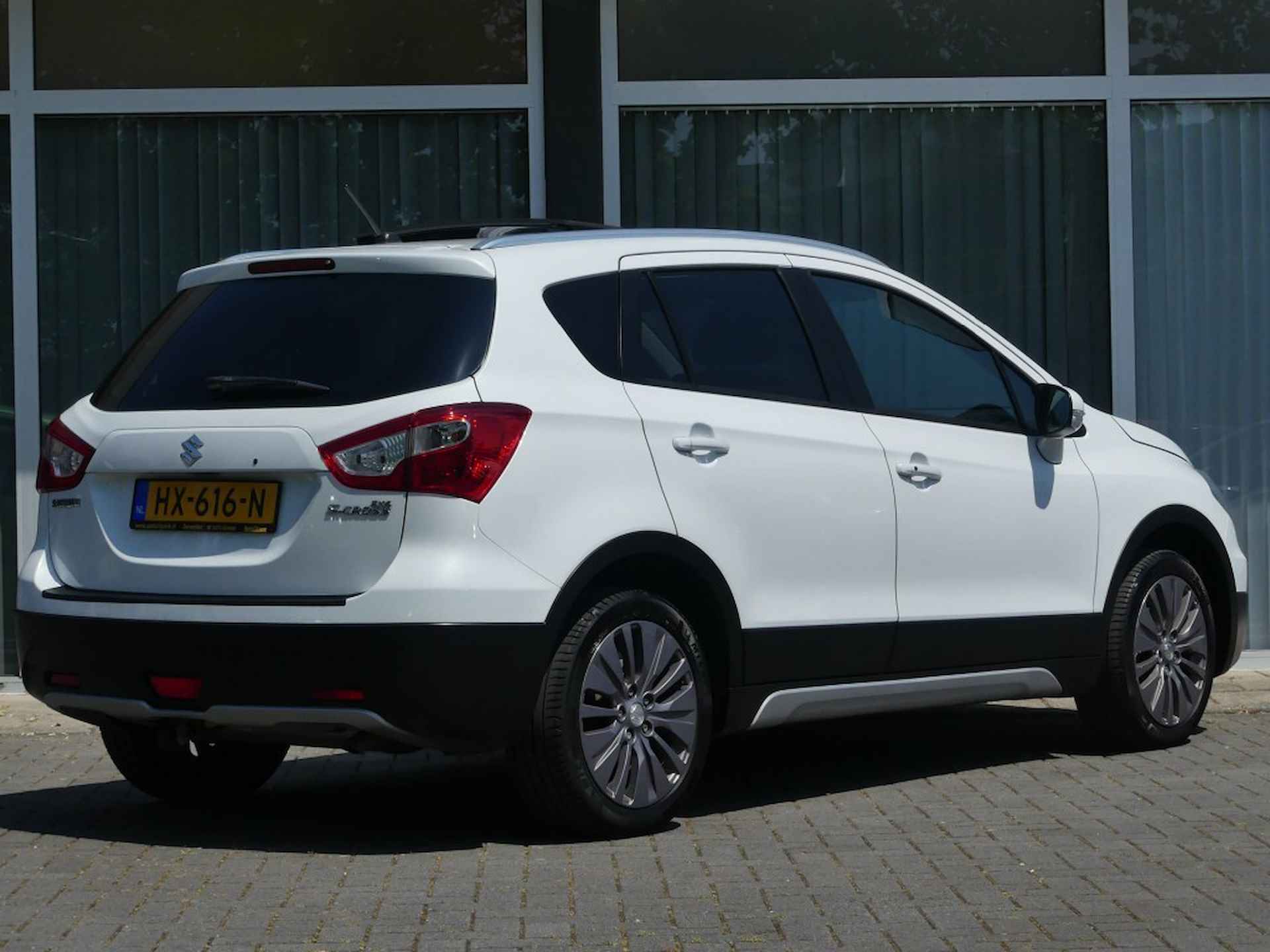 SUZUKI Sx4 S-cross 1.6 EXCLUSIVE TREKHAAK / SUNROOF / CRUISE - 14/34