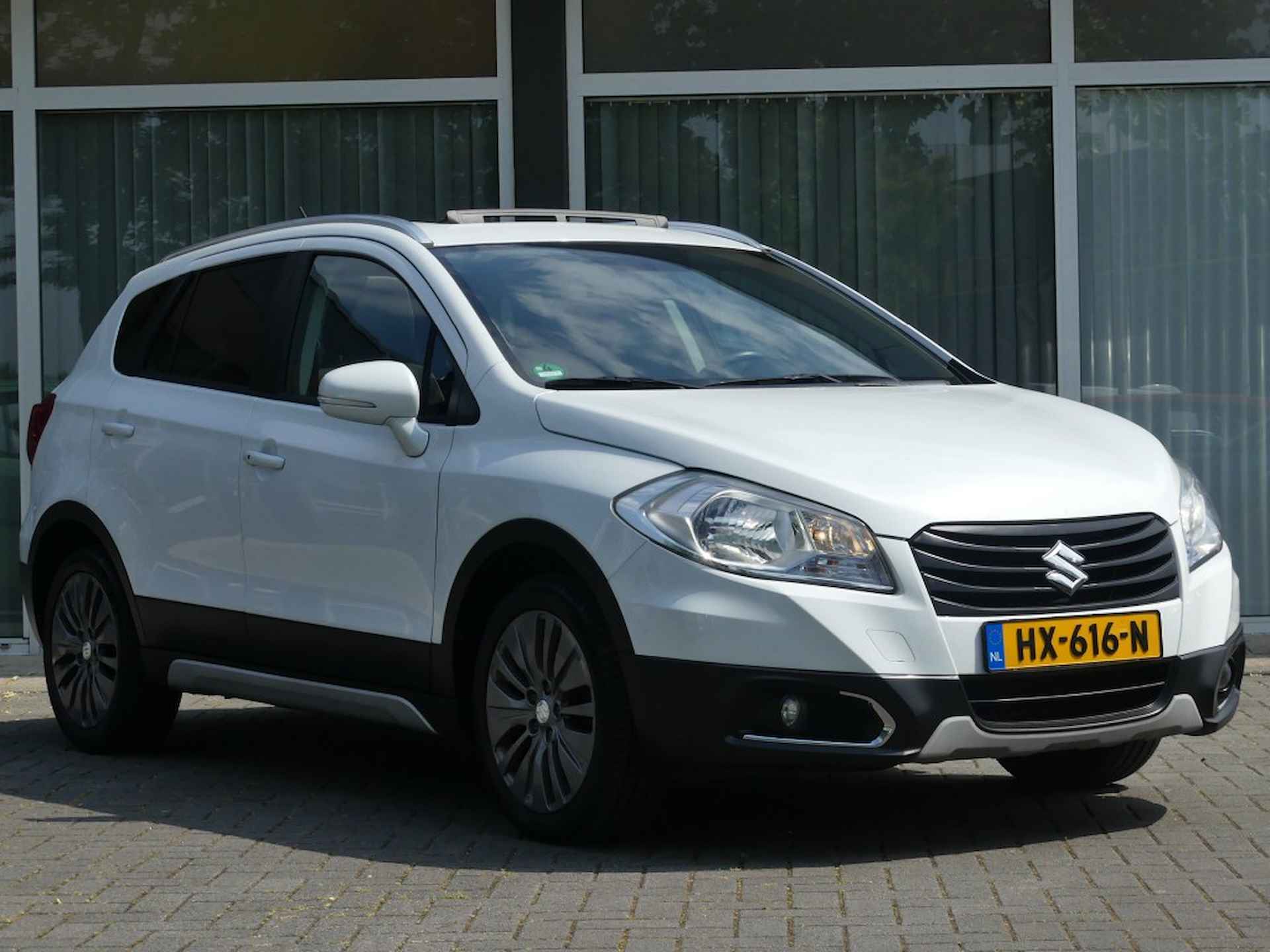 SUZUKI Sx4 S-cross 1.6 EXCLUSIVE TREKHAAK / SUNROOF / CRUISE - 21/34