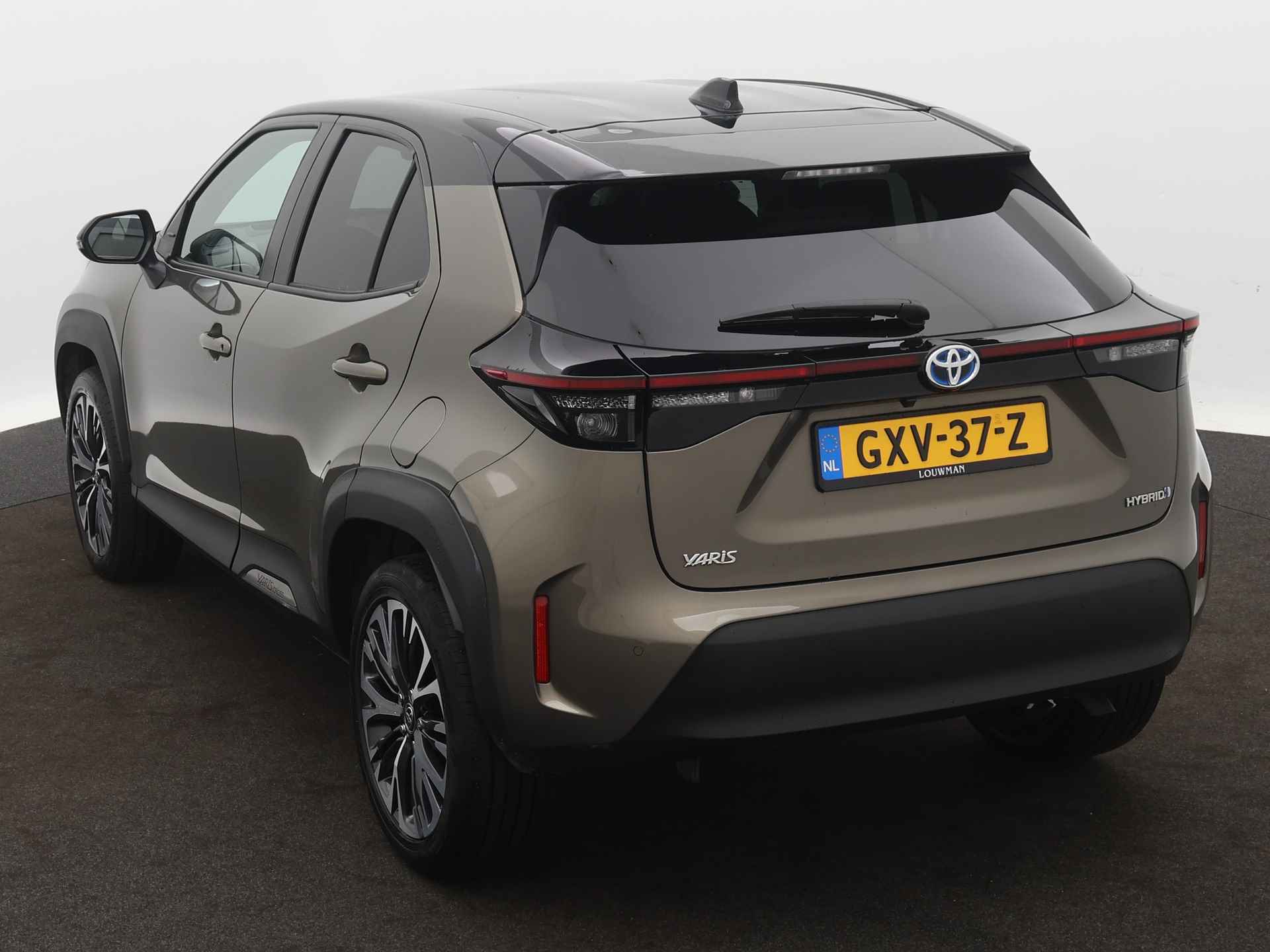 Toyota Yaris Cross 1.5 Hybrid Executive Limited | JBL | Navigatie | Camera | Parkeersensoren | Stoelverwarming | Cruise Control Adaptief | Elektrische Achterklep | DVL 15-01 - 17/47