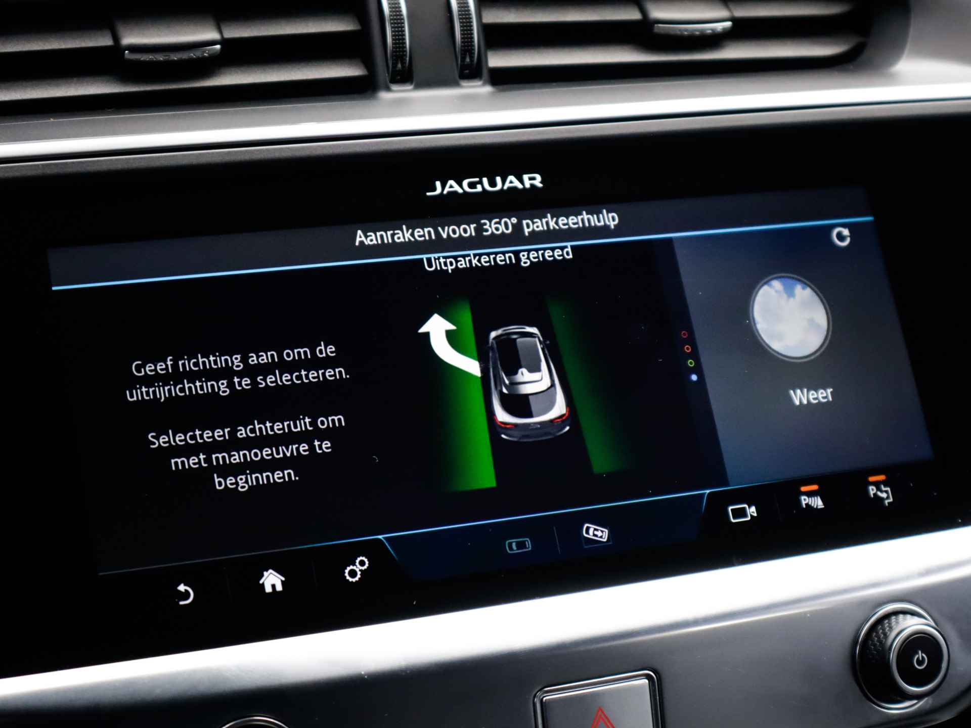 Jaguar I-PACE EV400 Business Edition S 90 kWh (400PK), 2e-Eig, Keurig-Onderh., 12-MND-BOVAG, NL-Auto, Leder, Navigatie/Apple-Carplay/Android-Auto, Keyless-Entry/Start, Parkeersensoren-V+A, Achteruitrijcamera, Stoelverwarming, Elek.-Achterklep, Privacy-Glas - 49/53