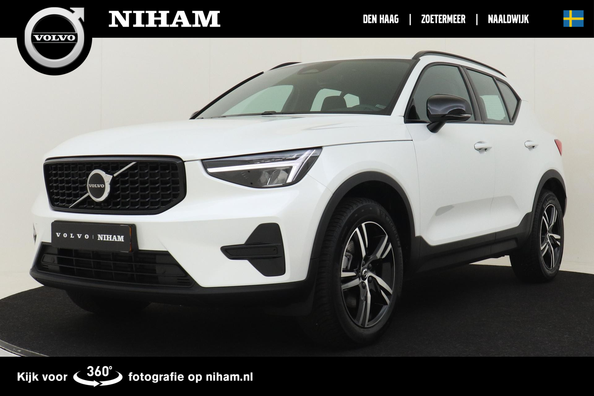 Volvo XC40 B4 (M-HYBRID) PLUS DARK -CAMERA|ADAP.CRUISE|VERW.VOORRUIT|TREKHAAK