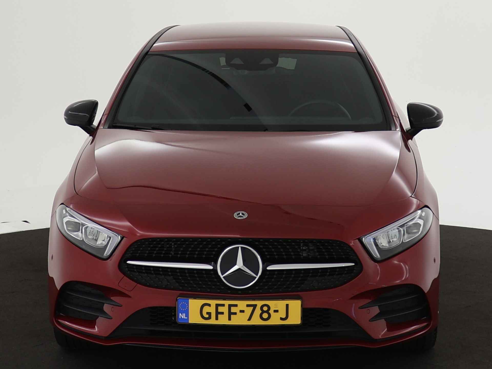 Mercedes-Benz A-Klasse 250 e AMG Plug-In Hybride Limited | Augmented Reality | Sfeerverlichting | Apple CarPlay | Android Auto | | Inclusief 24 maanden Mercedes-Benz Certified garantie voor Europa. - 27/44