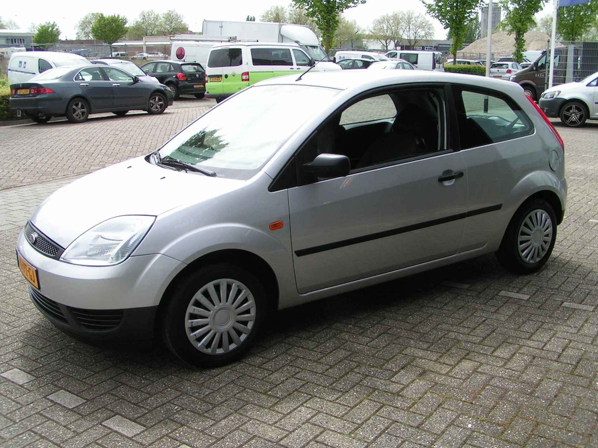 Ford Fiesta 1.3 Style - 4/9