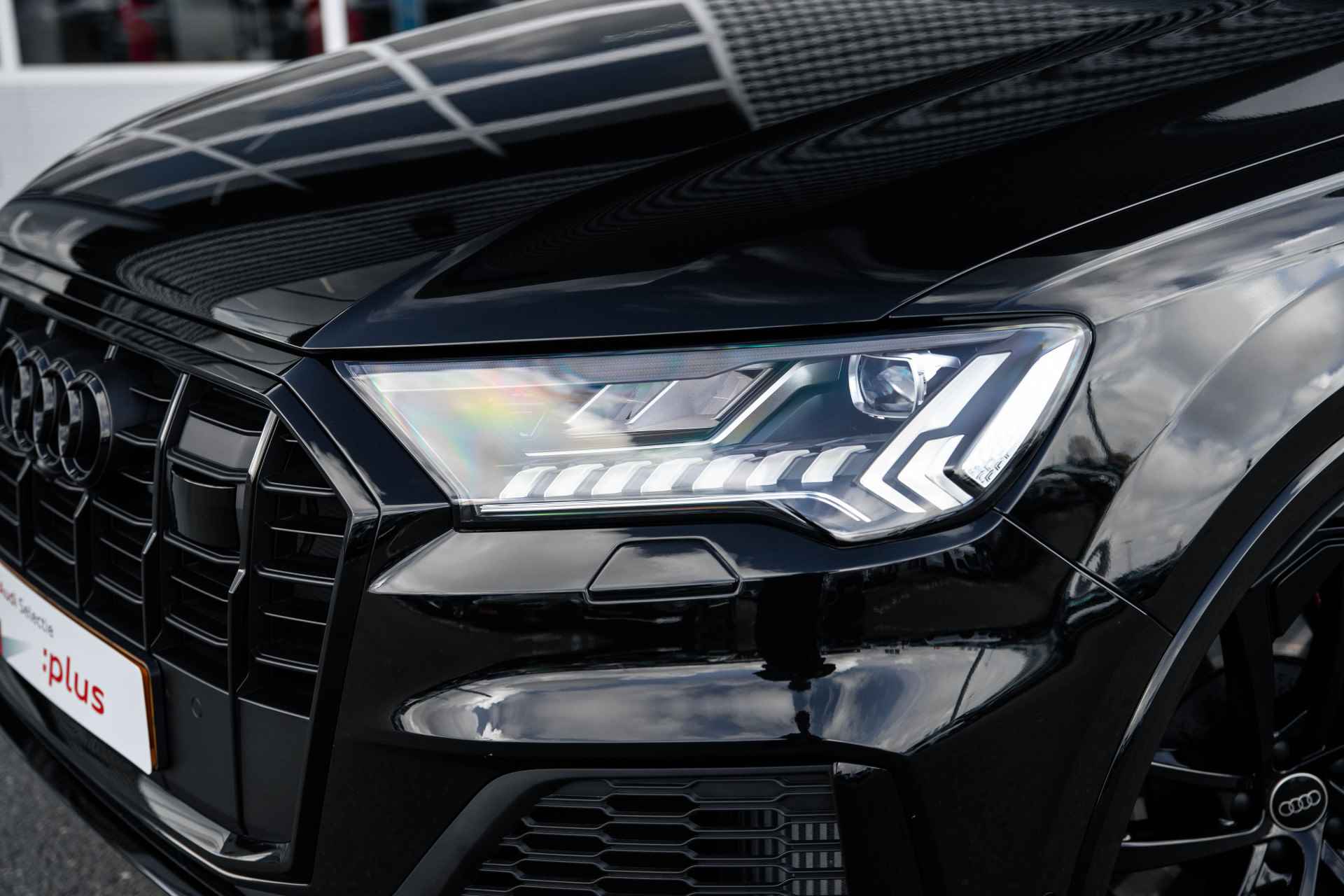 Audi Q7 60 TFSI e 462pk quattro Pro Line S Competition | Panoramadak | 22" | Tour + City | Achteruitrijcamera | S Sportstoelen - 59/70
