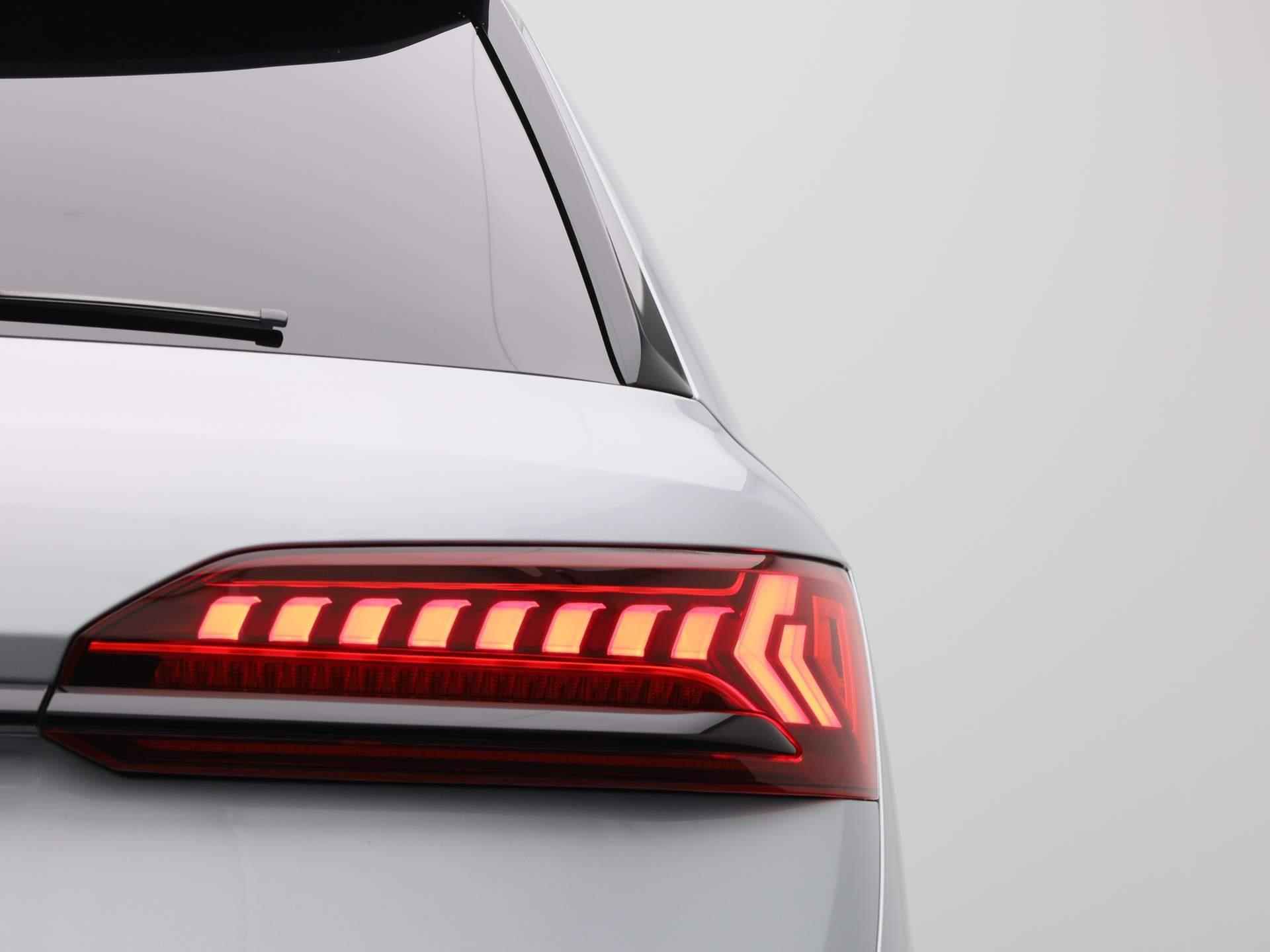Audi Q7 60 TFSI e Quattro Pro Line S Competition S-Line | Matrix LED | 22" | Adaptive Cruise Control | B&O - 45/45