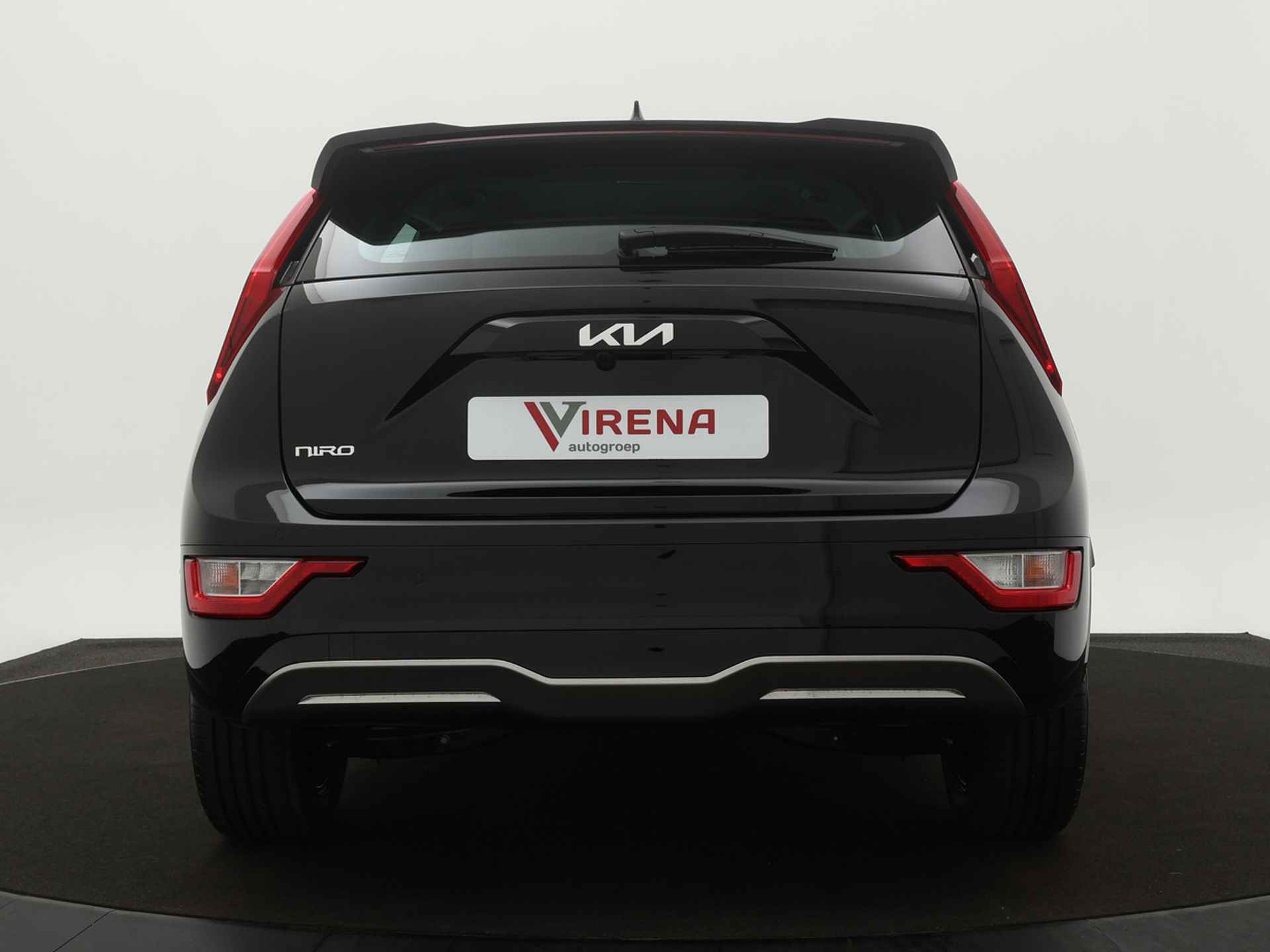 Kia Niro EV DynamicLine 64.8 kWh * nieuw uit voorraad leverbaar * - Navigatie - Parkeersensoren voor en achter - Adaptieve cruise control - Fabrieksgarantie tot 11-2030 - 7/50
