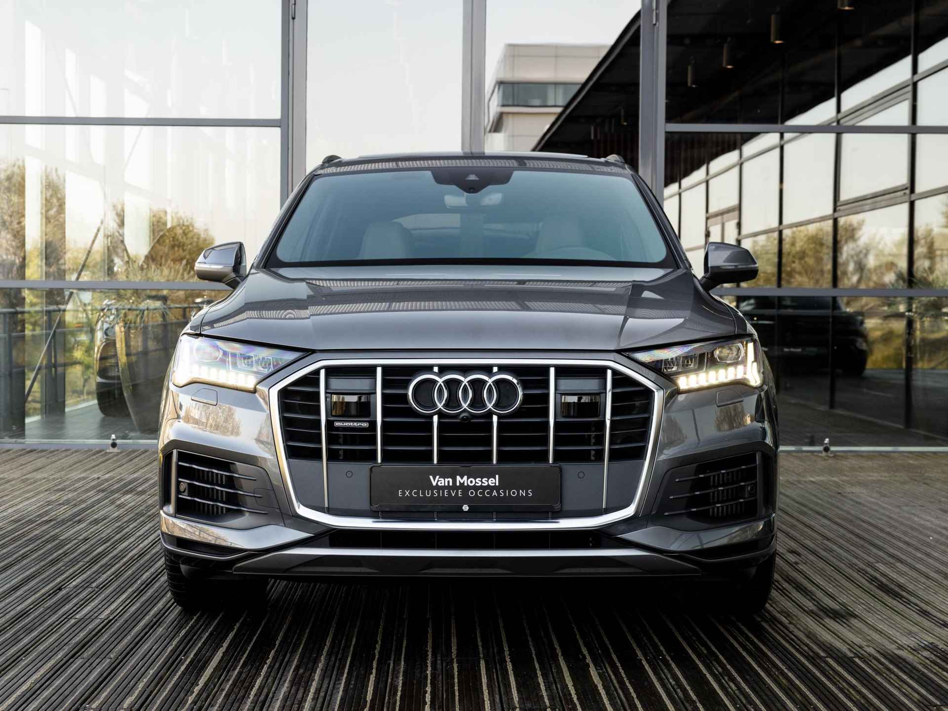 Audi Q7 55 TFSI e quattro S Edition | S-LINE INTERIEUR | S-LINE SPORTSTOELEN PLUS | B&0 | LUCHTVERING | PANORAMA/SCHUIF-KANTELDAK | SOFTCLOSE | MATRIX LED | TOUR PAKKET | KEYLESS | 21 INCH | - 4/53