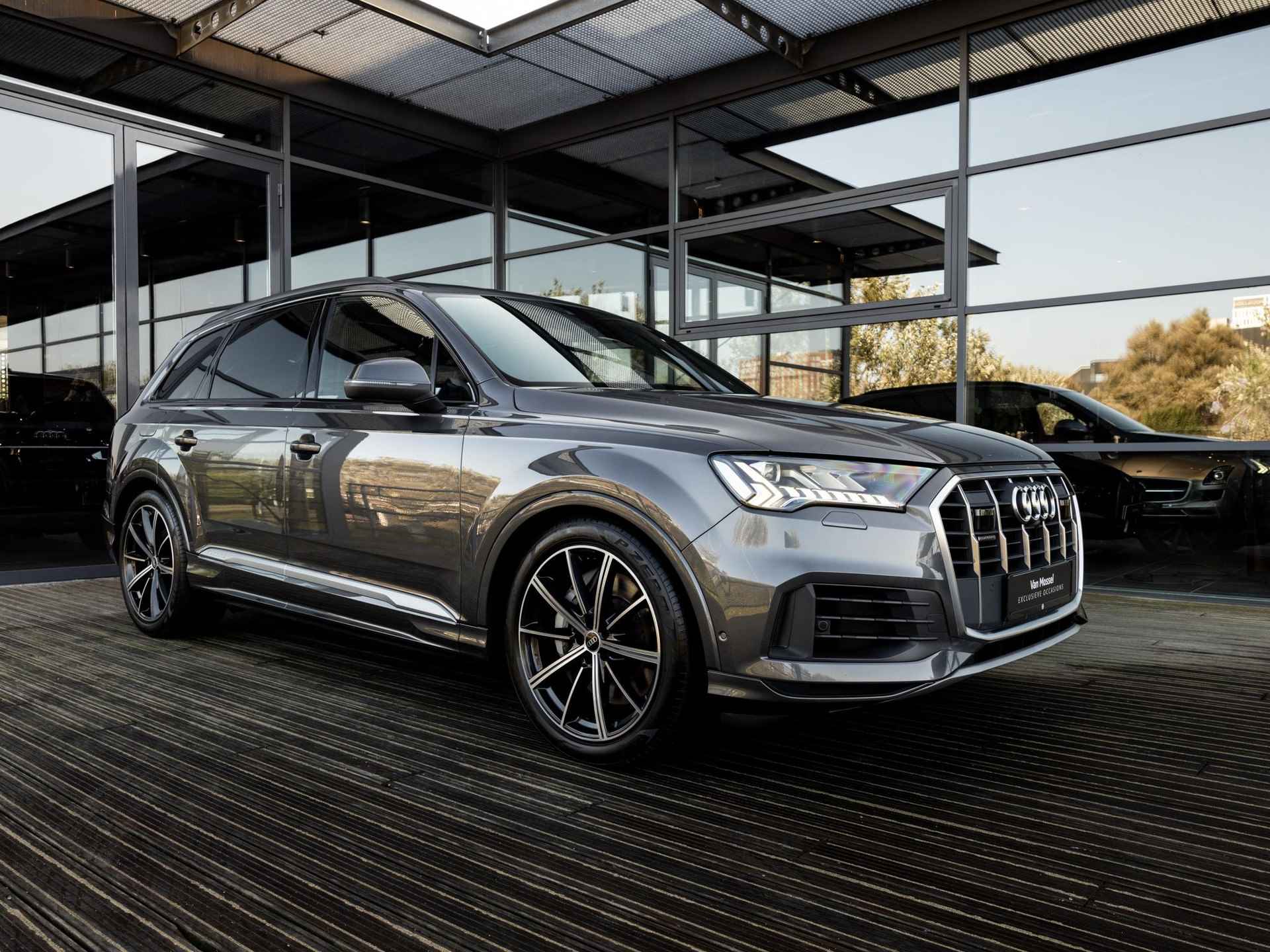 Audi Q7 55 TFSI e quattro S Edition | S-LINE INTERIEUR | S-LINE SPORTSTOELEN PLUS | B&0 | LUCHTVERING | PANORAMA/SCHUIF-KANTELDAK | SOFTCLOSE | MATRIX LED | TOUR PAKKET | KEYLESS | 21 INCH | - 5/53