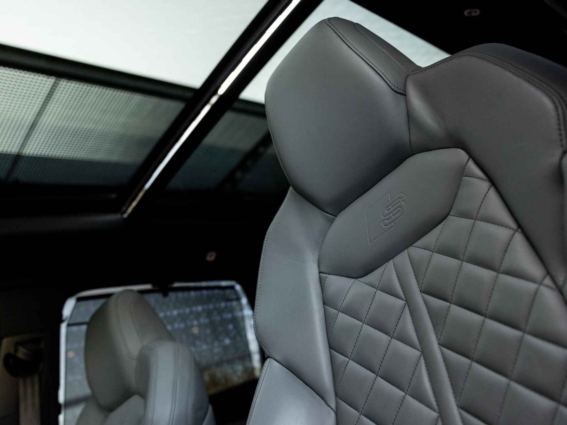 Audi Q7 55 TFSI e quattro S Edition | S-LINE INTERIEUR | S-LINE SPORTSTOELEN PLUS | B&0 | LUCHTVERING | PANORAMA/SCHUIF-KANTELDAK | SOFTCLOSE | MATRIX LED | TOUR PAKKET | KEYLESS | 21 INCH | - 11/53