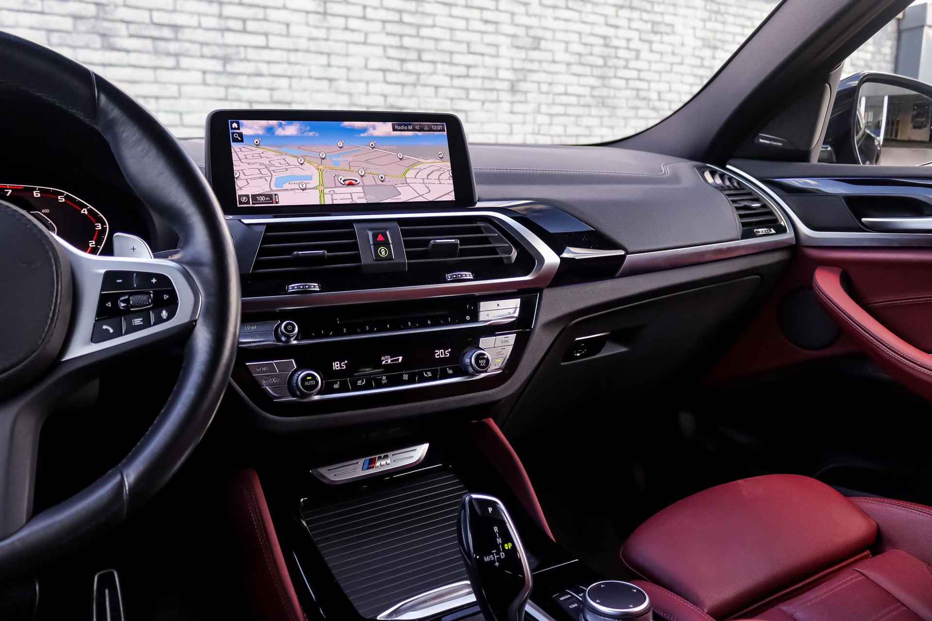 BMW X4 M40i High Executive | Adaptive Cruise | Panoramadak | Head-up | Memory Leder | Surround View | Harman & Kardon Sound | Keyless | Akoestisch Glas | Trekhaak - 9/43