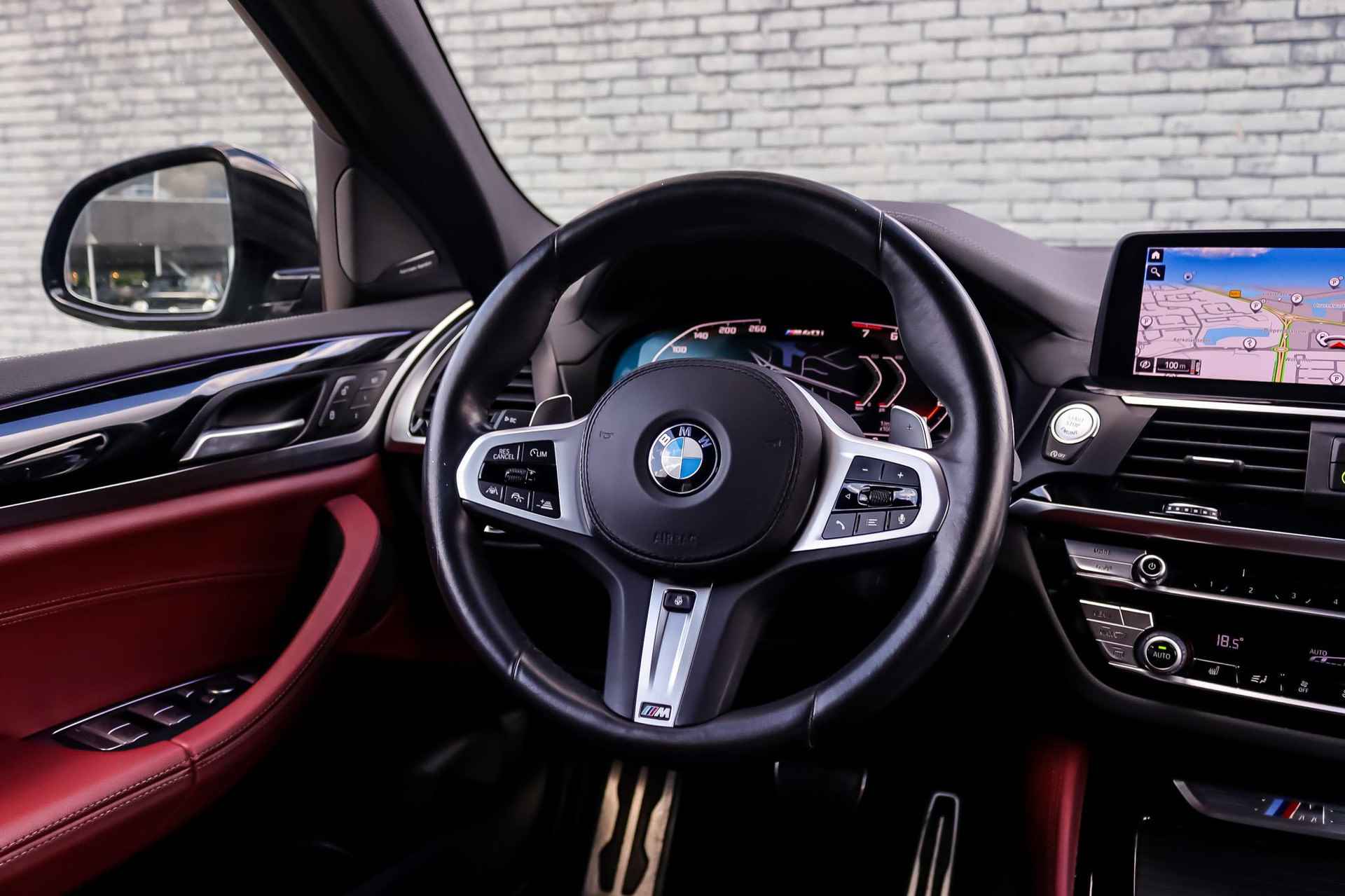 BMW X4 M40i High Executive | Adaptive Cruise | Panoramadak | Head-up | Memory Leder | Surround View | Harman & Kardon Sound | Keyless | Akoestisch Glas | Trekhaak - 30/43