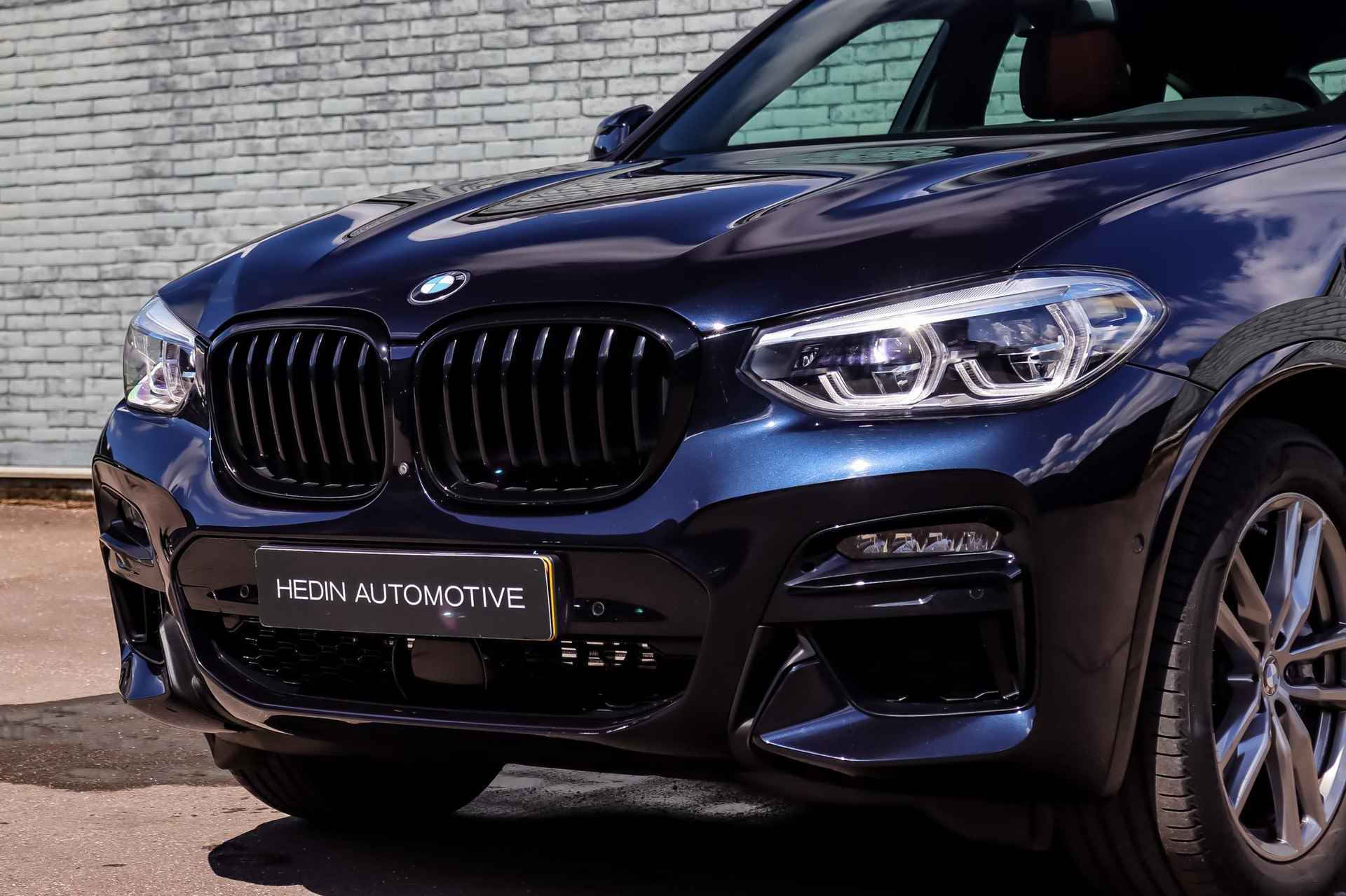 BMW X4 M40i High Executive | Adaptive Cruise | Panoramadak | Head-up | Memory Leder | Surround View | Harman & Kardon Sound | Keyless | Akoestisch Glas | Trekhaak - 39/43