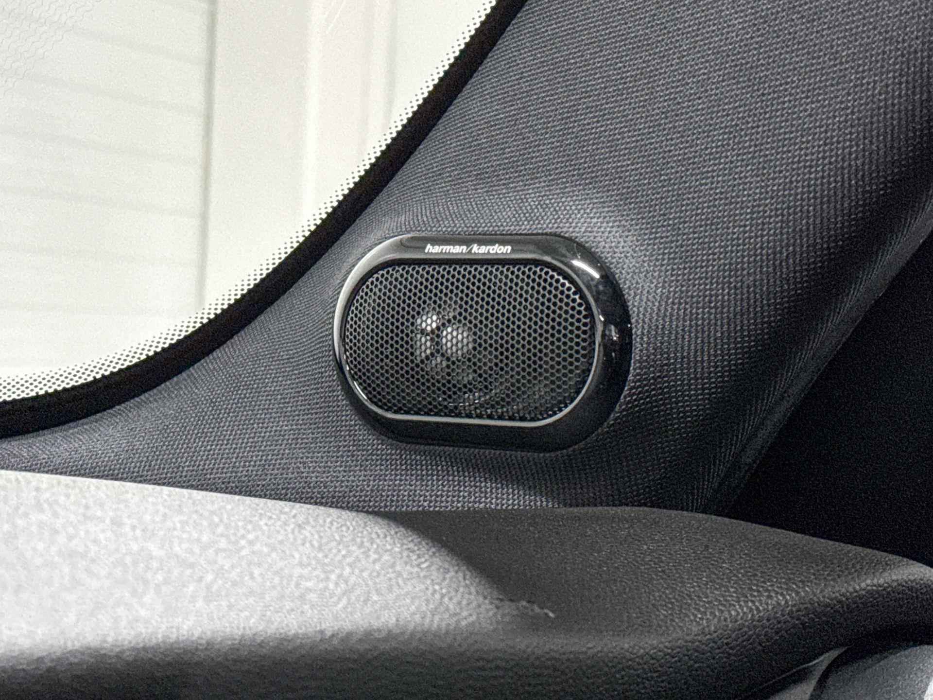 MINI 5-deurs Cooper | Panoramadak | Apple CarPlay | Stoelverwarming - 19/25