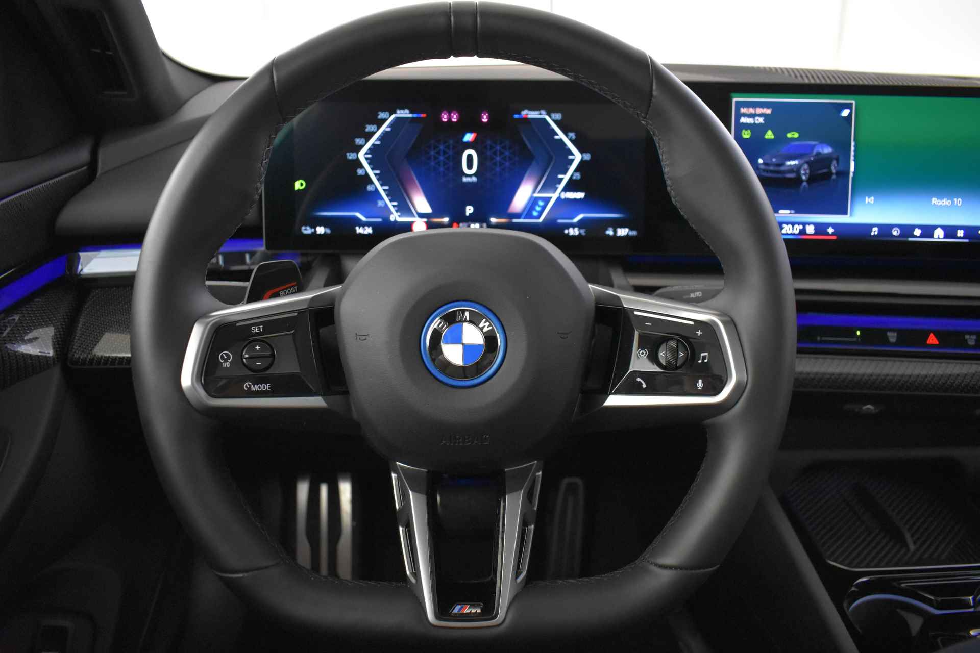 BMW i5 eDrive40 M Sport 84 kWh / Panoramadak / Trekhaak / Parking Assistant Professional / Stoelventilatie / Adaptieve LED / Driving Assistant Professional - 47/73