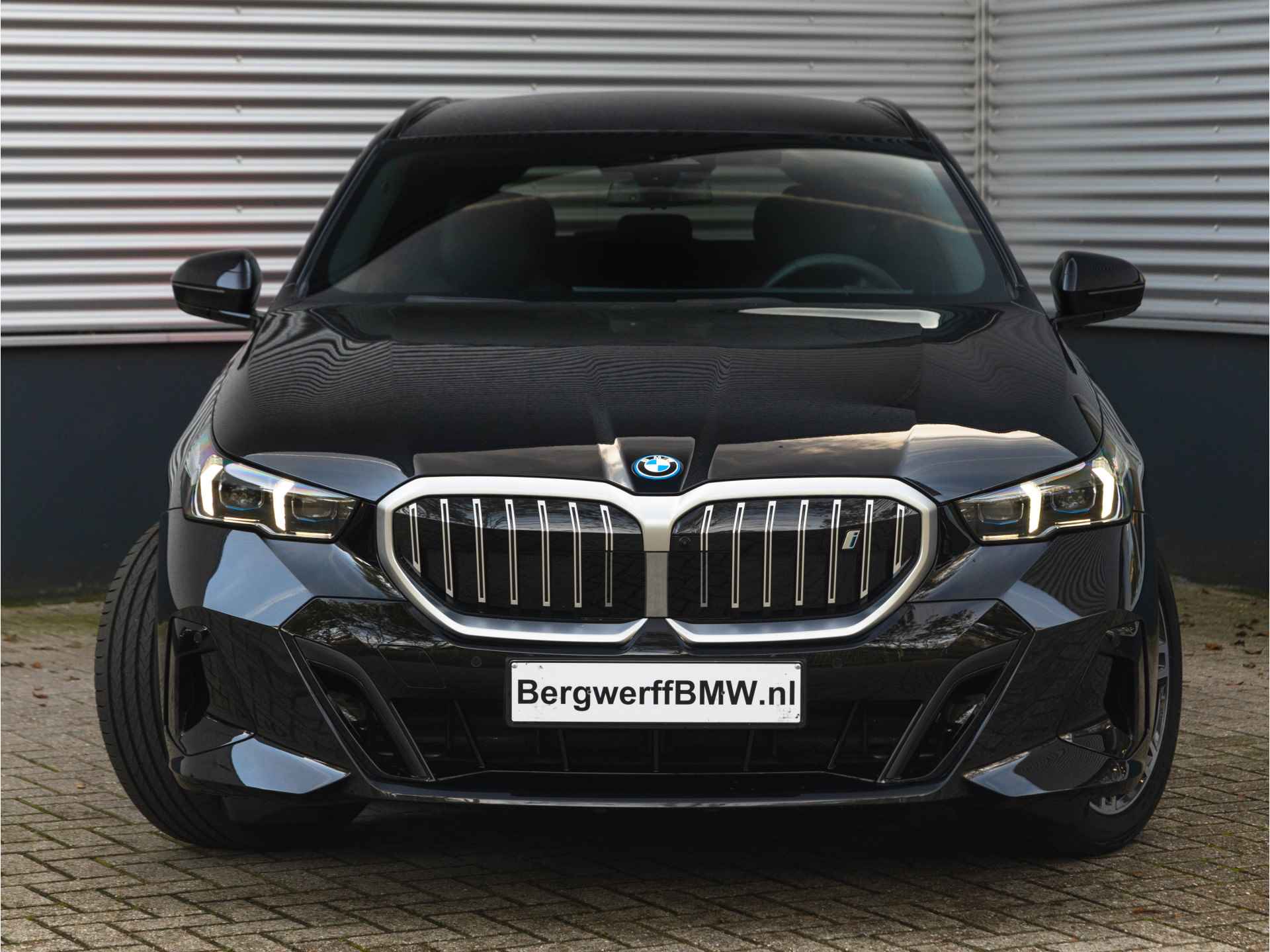 BMW i5 Touring eDrive40 M-Sport - Trekhaak - Driving Ass Prof - Harman-Kardon - Stoelventilatie - 5/46