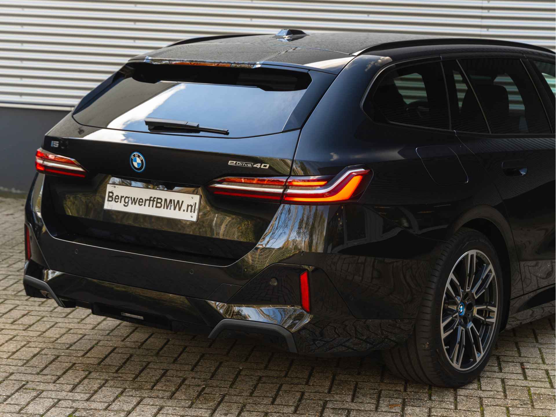 BMW i5 Touring eDrive40 M-Sport - Trekhaak - Driving Ass Prof - Harman-Kardon - Stoelventilatie - 11/46