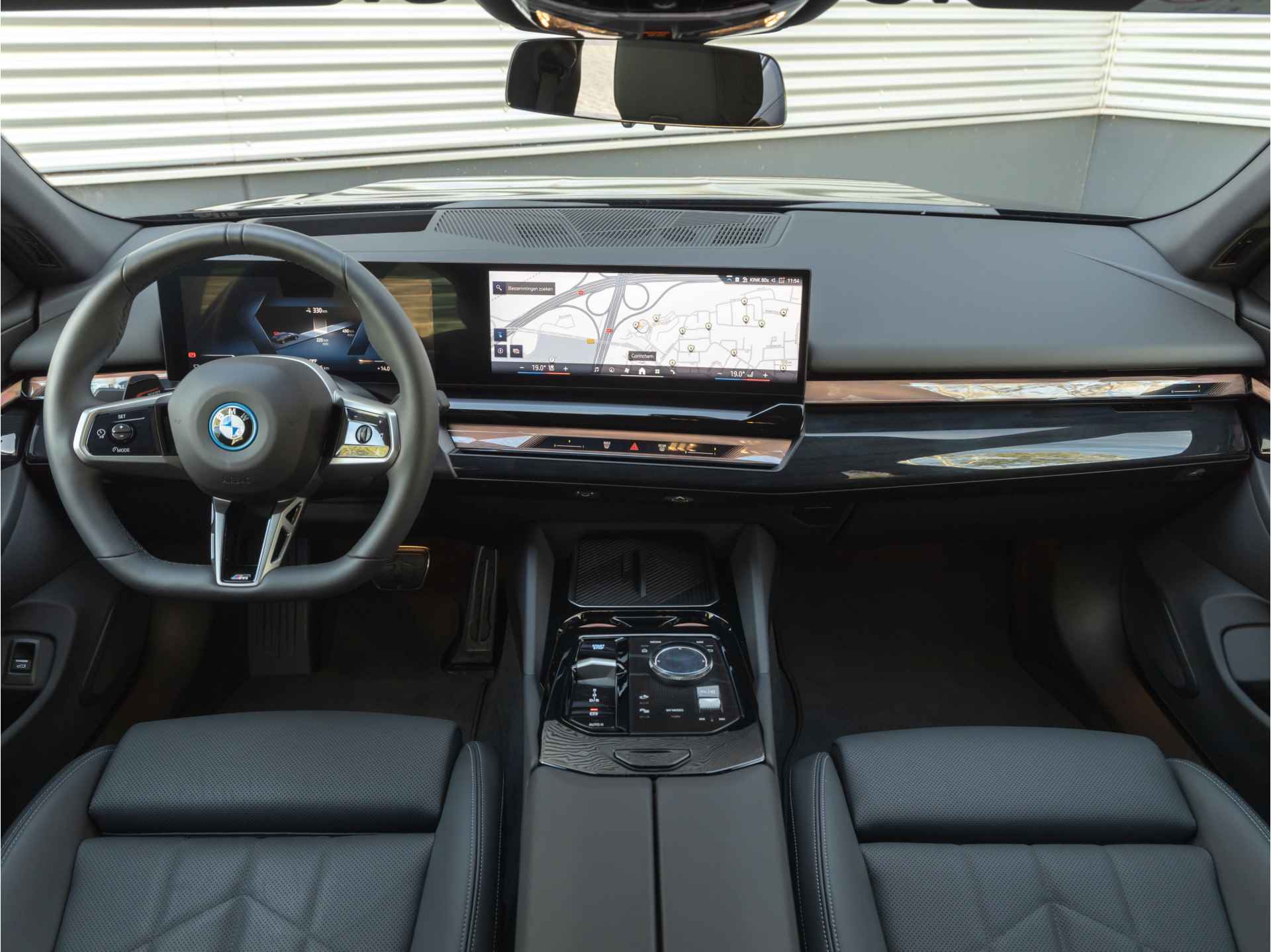 BMW i5 Touring eDrive40 M-Sport - Trekhaak - Driving Ass Prof - Harman-Kardon - Stoelventilatie - 15/46