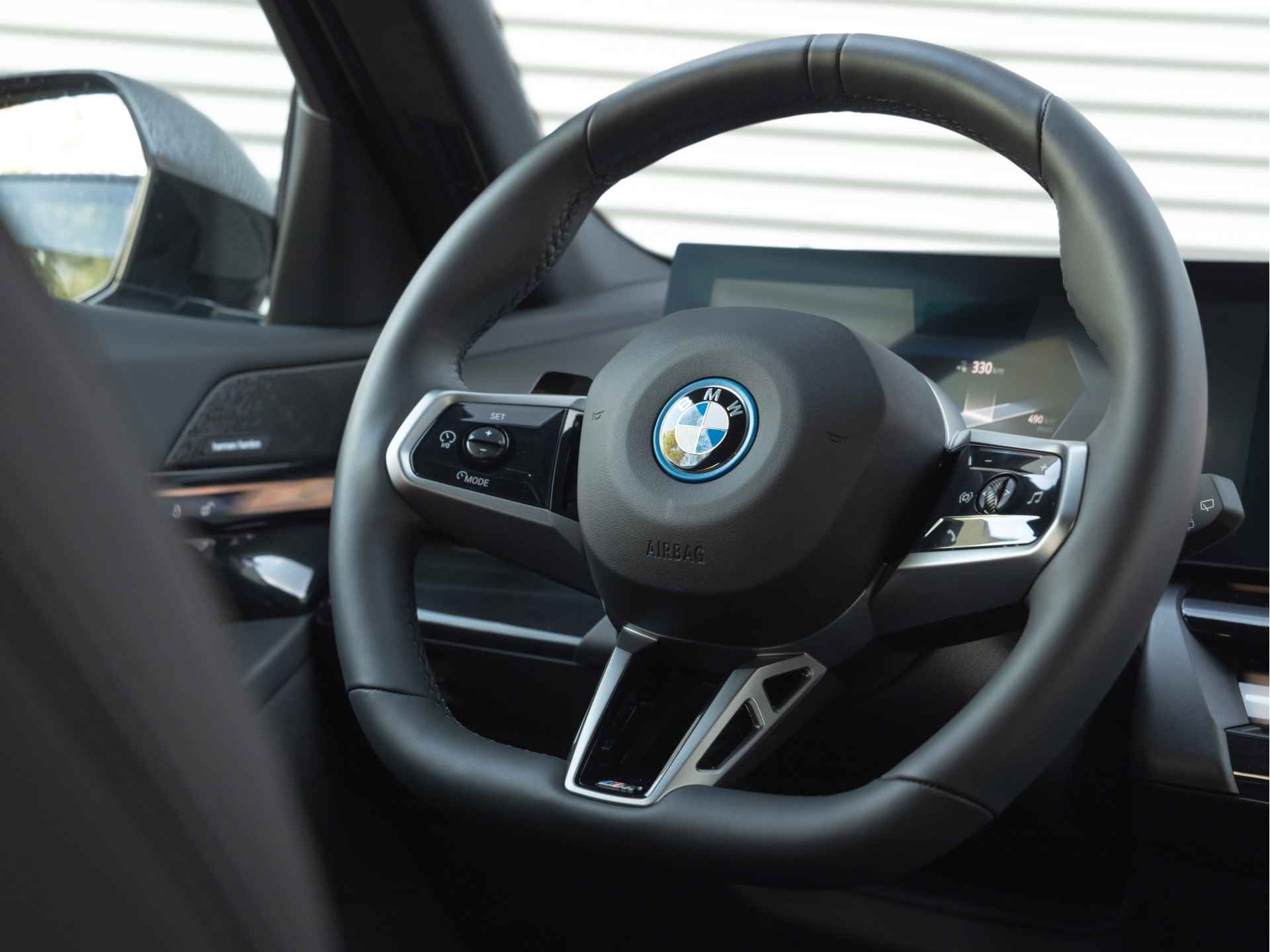 BMW i5 Touring eDrive40 M-Sport - Trekhaak - Driving Ass Prof - Harman-Kardon - Stoelventilatie - 21/46