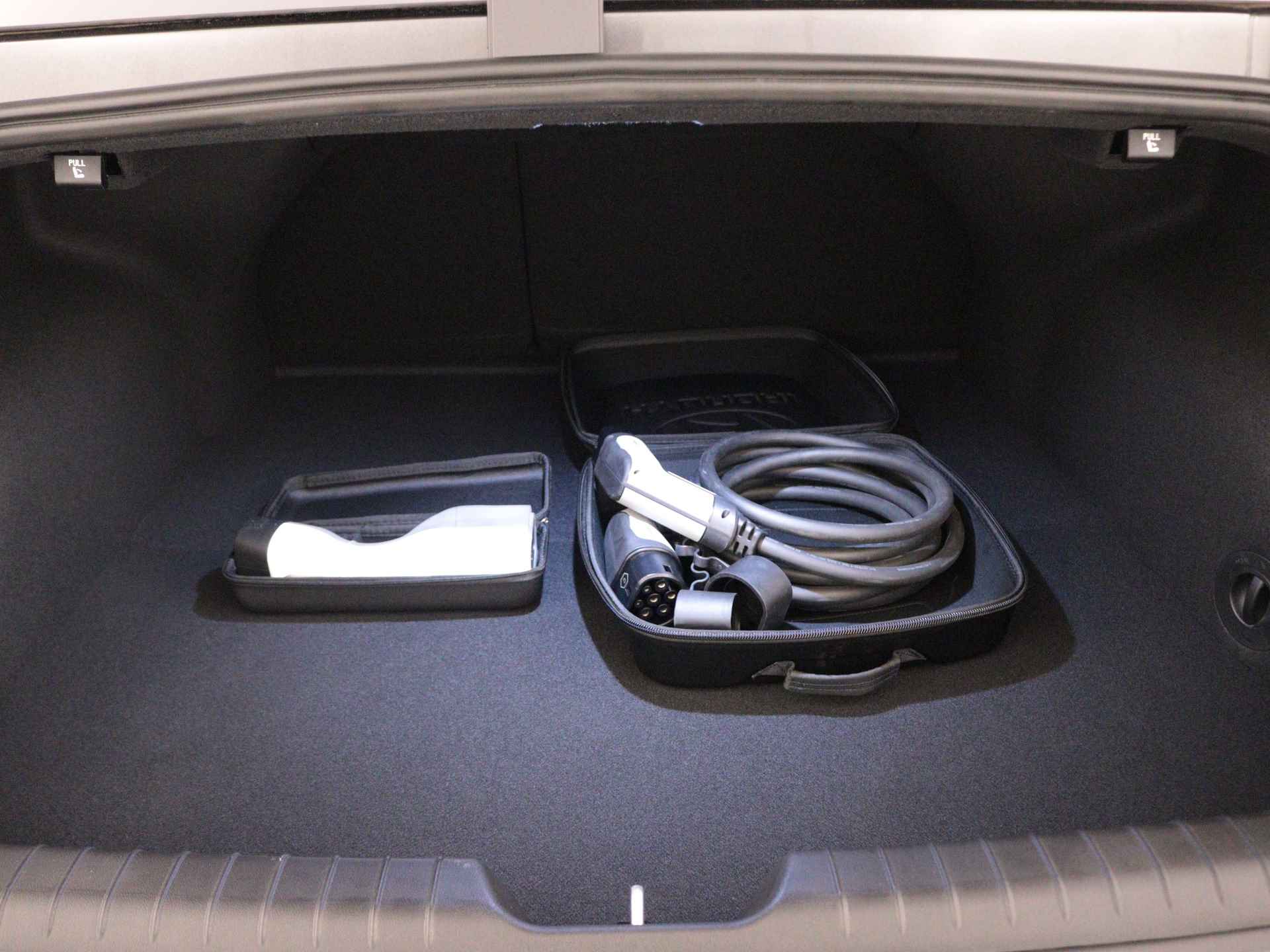 Hyundai IONIQ 6 Connect 53 kWh | Adaptive Cruise Control | Apple CarPlay | Sfeerverlichting | Electr. Stoelbediening | LED lights | Dodehoek assistent | - 36/44