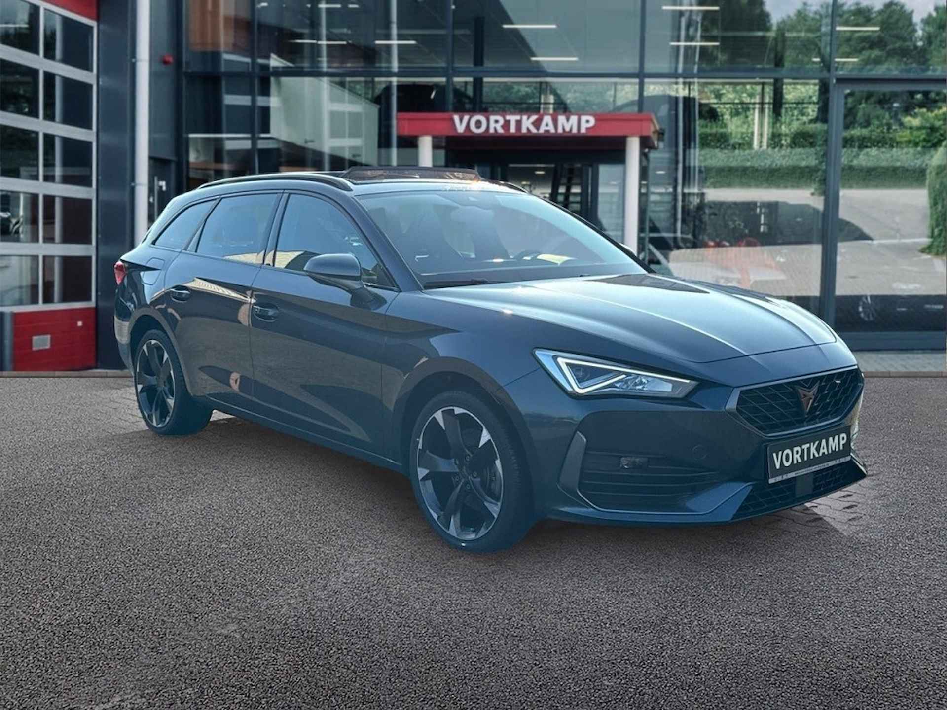 CUPRA Leon Sportstourer 1.4 TSI DSG E-HYBRID PANO-DAK/MEMORY/NAVI/ACC/STOELVERW - 3/24