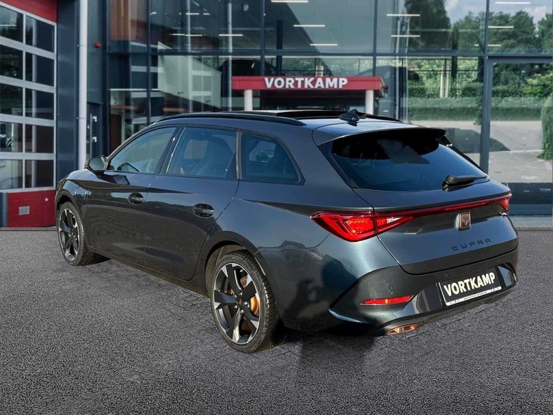 CUPRA Leon Sportstourer 1.4 TSI DSG E-HYBRID PANO-DAK/MEMORY/NAVI/ACC/STOELVERW - 7/24