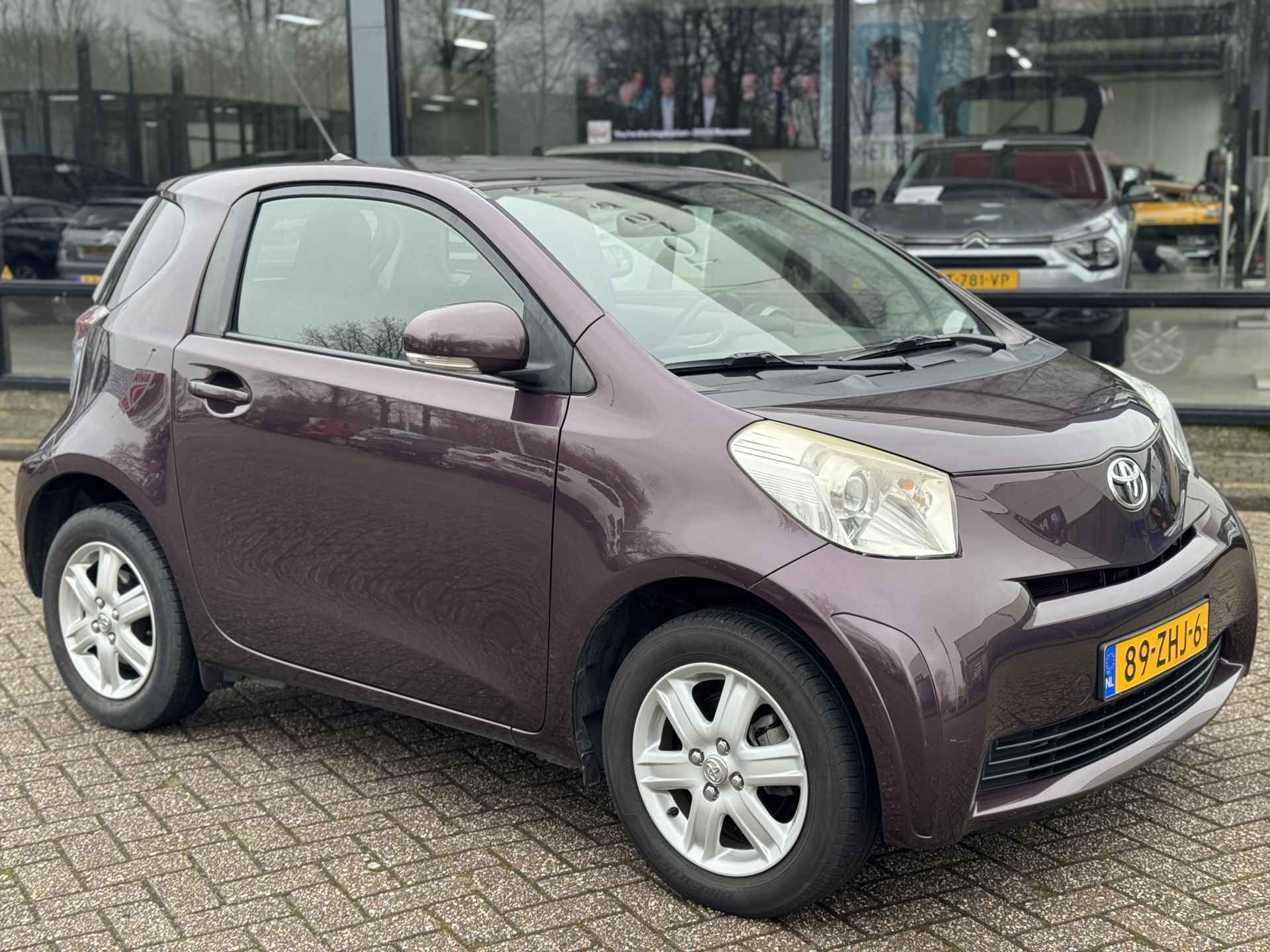 Toyota iQ 1.0 VVTi Comfort - 4/18