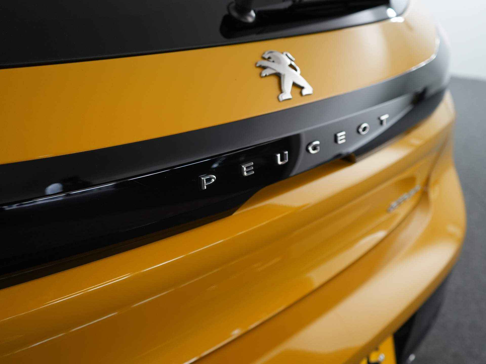Peugeot 208 1.2 PureTech GT-Line | Apple Carplay/Android Auto | Cruise control | Airco | Navigatie - 29/30