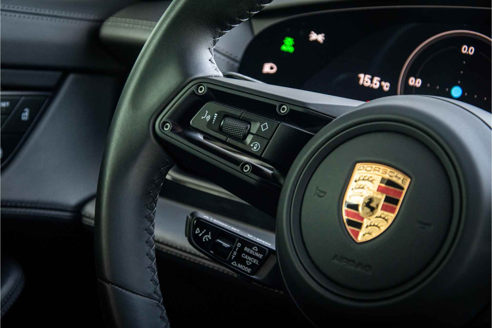 Porsche Taycan Sport Turismo NP 144K - Panodak - Perf. Batterie Plus - InnoDrive - PASM - Sport Chrono - 54/64