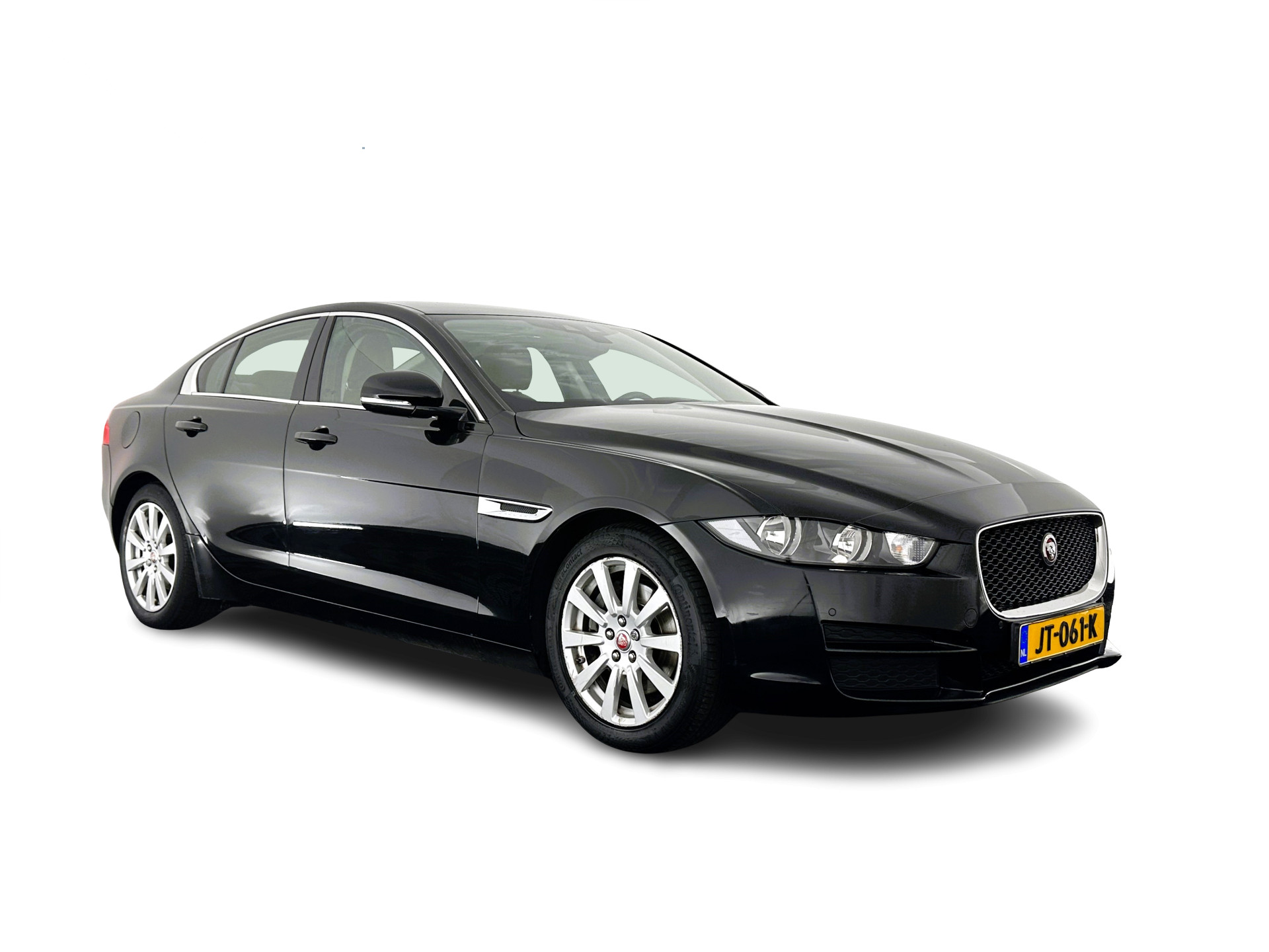 Jaguar XE 2.0 D Pure In-Control-Pack Aut. *FULL-LEATHER | NAVI-FULLMAP | COMFORT-SEATS | CAMERA | ECC | SHIFT-PADDLES | LANE-ASSIST | PDC | HEATED-SEATS | CRUISE | 17''ALU*