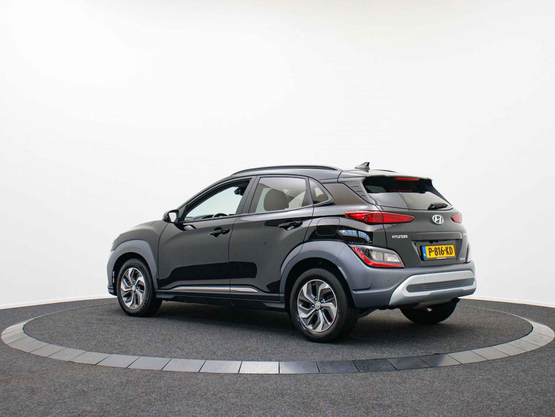 Hyundai Kona 1.6 GDI HEV Fashion | private lease 499 p.m. - 2/49