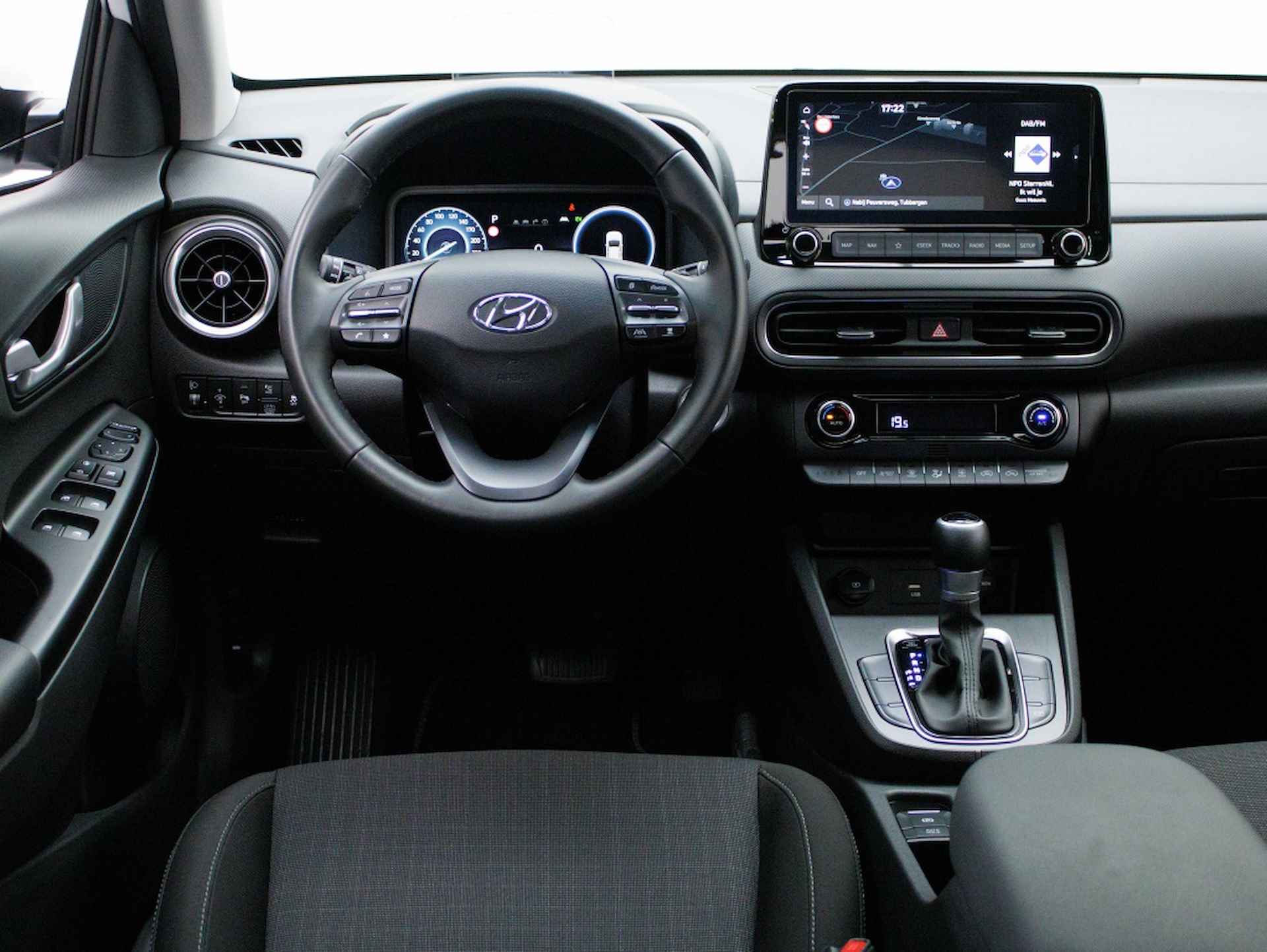 Hyundai Kona 1.6 GDI HEV Fashion | private lease 499 p.m. - 3/49