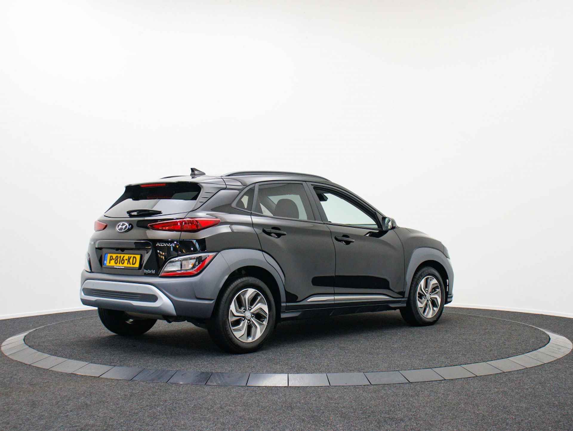 Hyundai Kona 1.6 GDI HEV Fashion | private lease 499 p.m. - 7/49