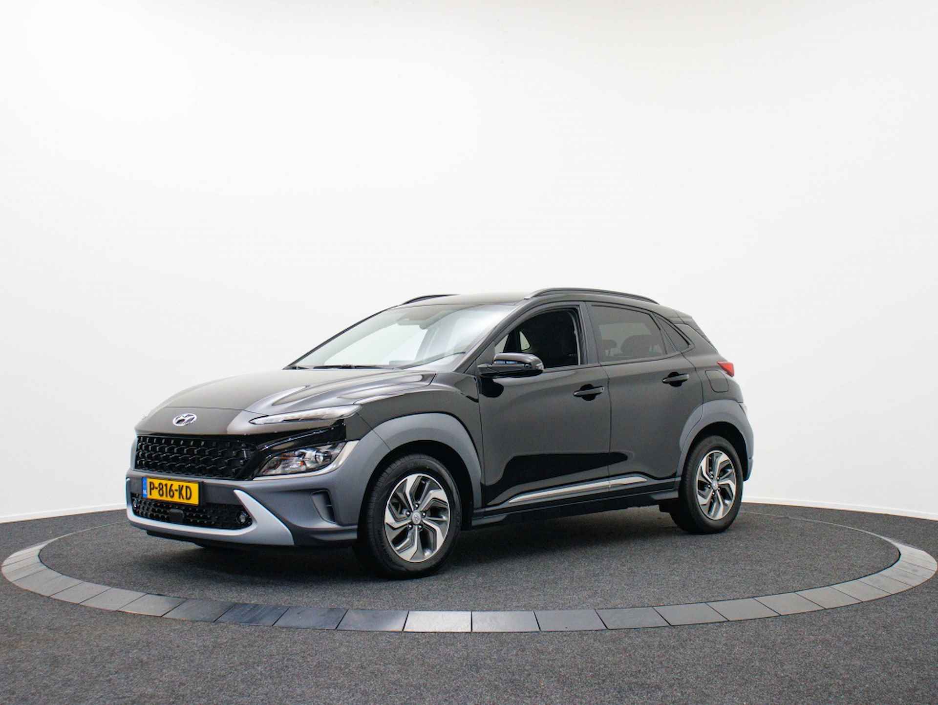 Hyundai Kona 1.6 GDI HEV Fashion | private lease 499 p.m. - 12/49