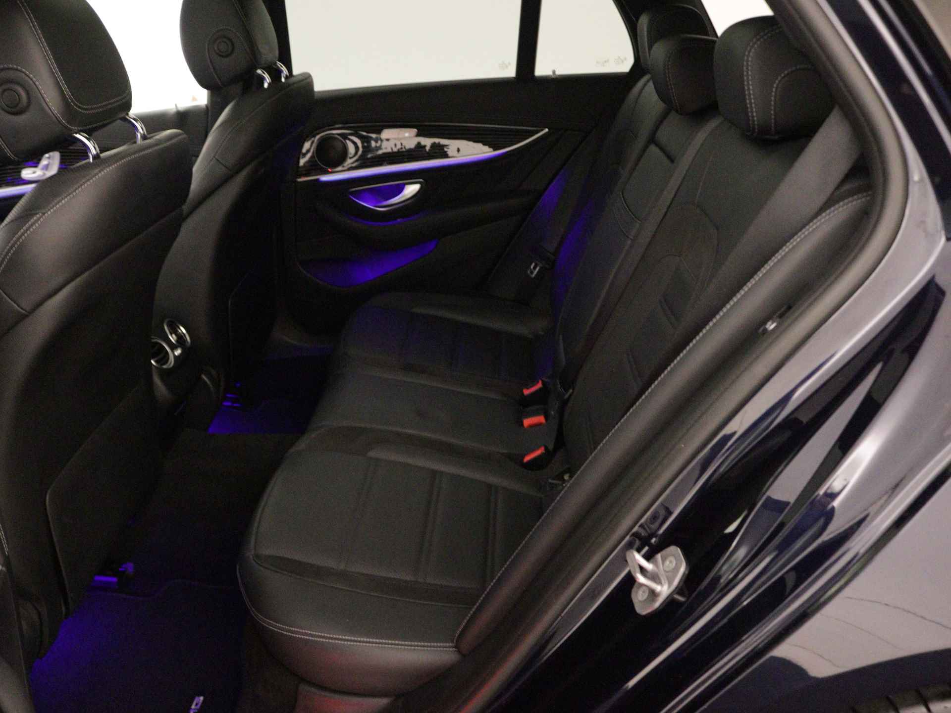 Mercedes-Benz E-Klasse Estate 43 AMG 4MATIC Premium Plus Limited | Panoramadak | Memory seats | 360 ° camera | Stoelverwarming | Navigatie | Sfeerverlichting | Standkachel | - 17/42