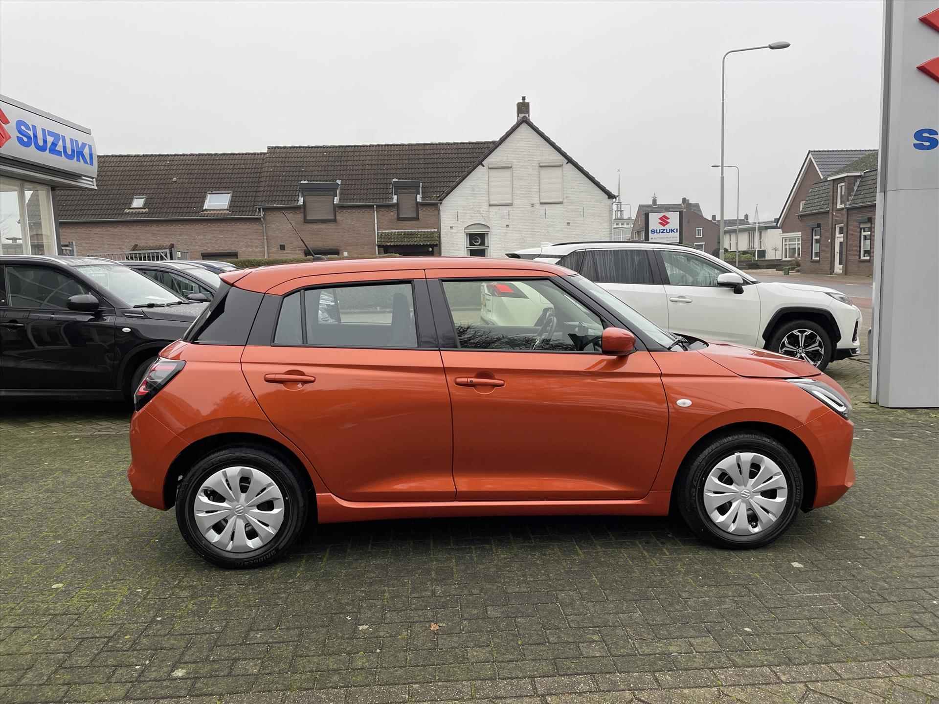 Suzuki Swift 1.2 Smart Hybrid 83pk Comfort | NU MET € 2000,00 KORTING | - 8/25