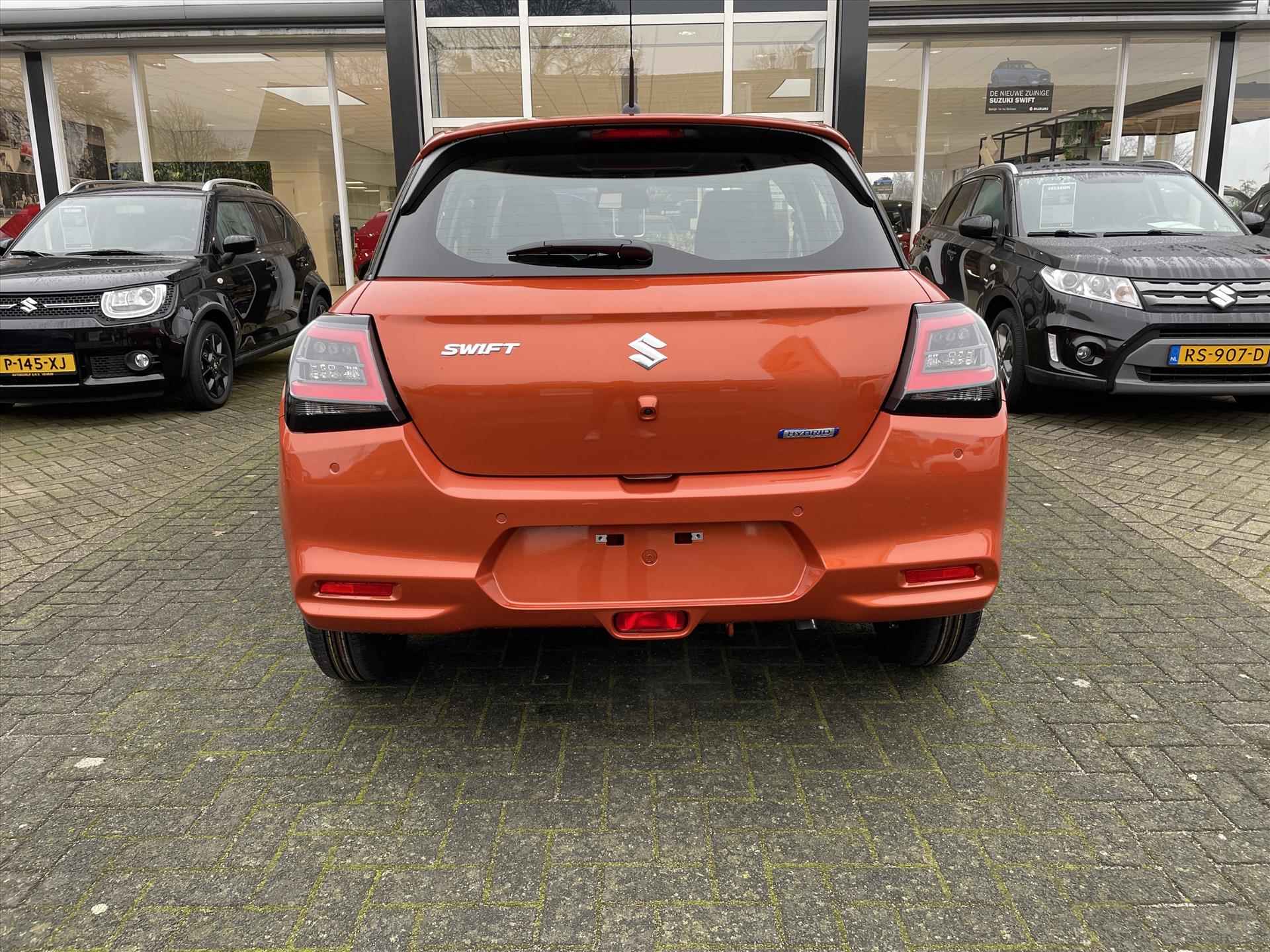 Suzuki Swift 1.2 Smart Hybrid 83pk Comfort | NU MET € 2000,00 KORTING | - 12/25