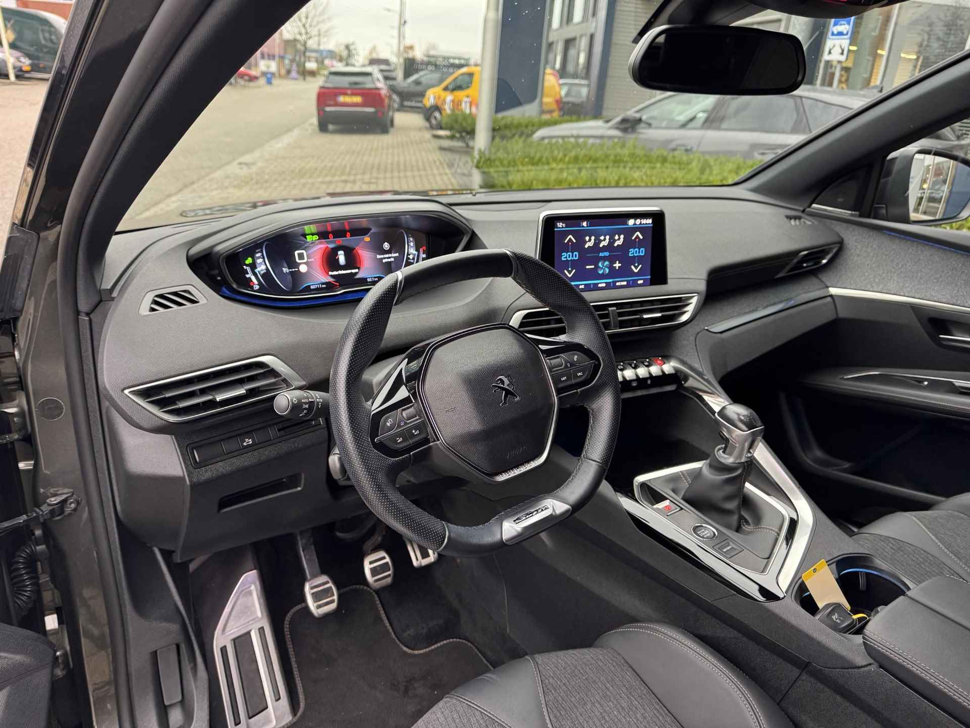 Peugeot 3008 130 PK GT Line | Camera | Navigatie | HiFi Premium FOCAL l LED koplampen - 19/33