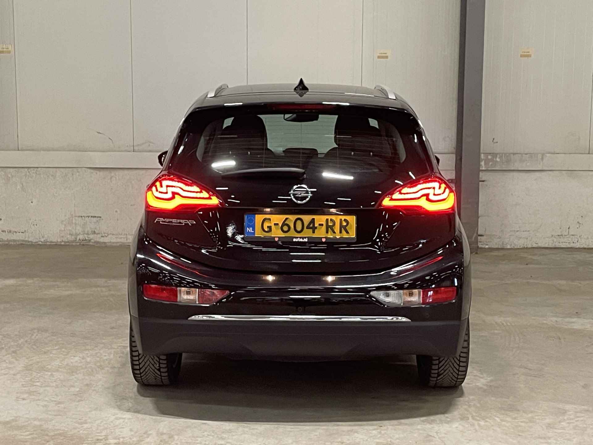 Opel Ampera-E Business executive 60 kWh | Lederen bekleding | BOSE | Camera | Carplay | Stoelverwarming V+A | Dodehoek detectie | - 14/38