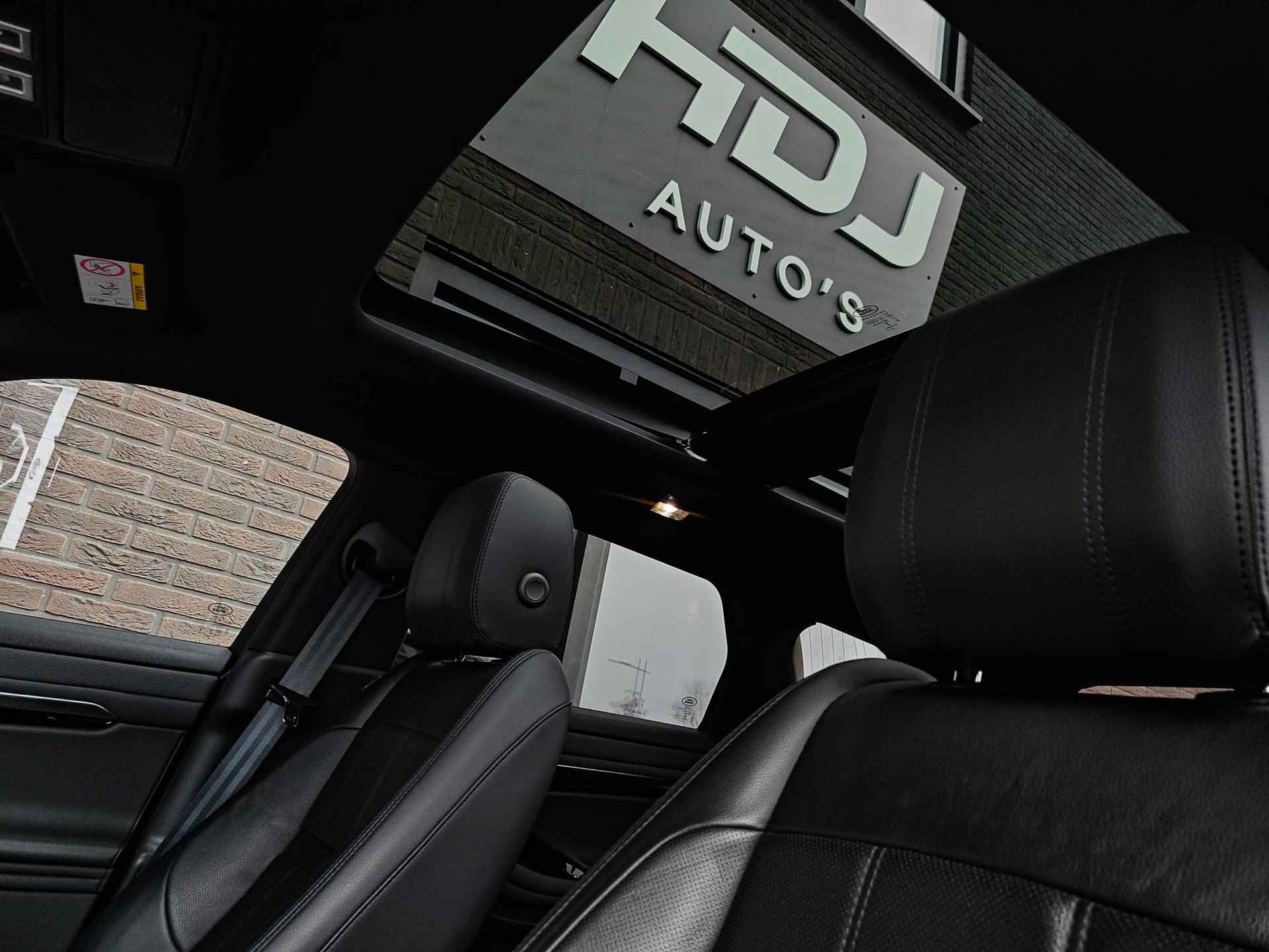 Land Rover Range Rover Evoque 1.5 P300e AWD S | PANO | 20" | All-Black | Trekhaak |  Leer | Elek. stoelen | - 10/39