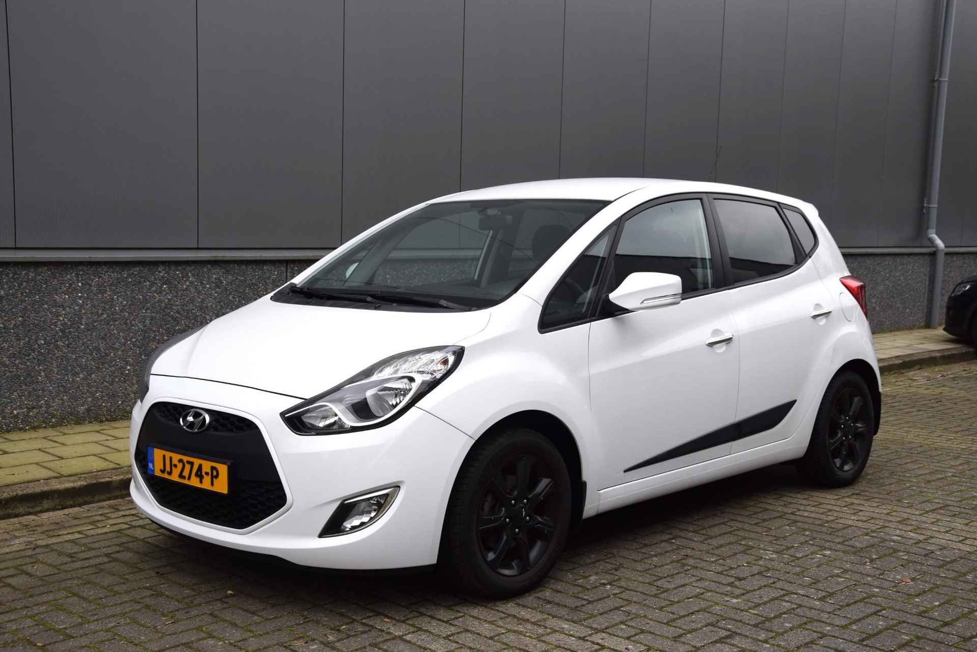 Hyundai ix20 1.4i Go! - 3/30