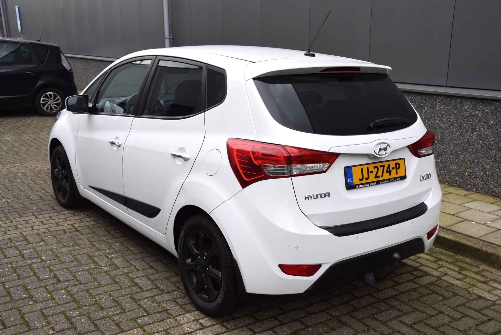 Hyundai ix20 1.4i Go! - 7/30