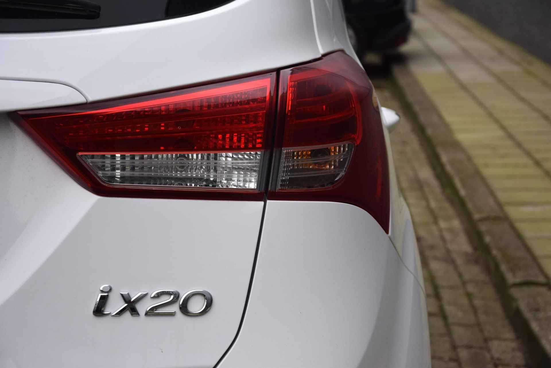 Hyundai ix20 1.4i Go! - 8/30