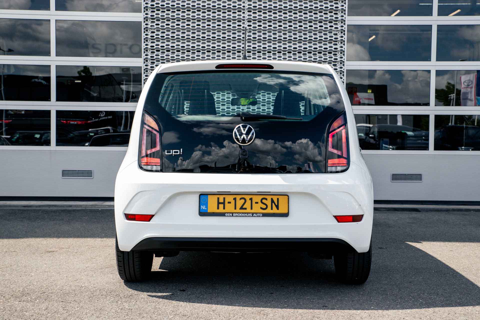 Volkswagen up! 1.0 60pk | Airco | Bluetooth Audio | - 5/31