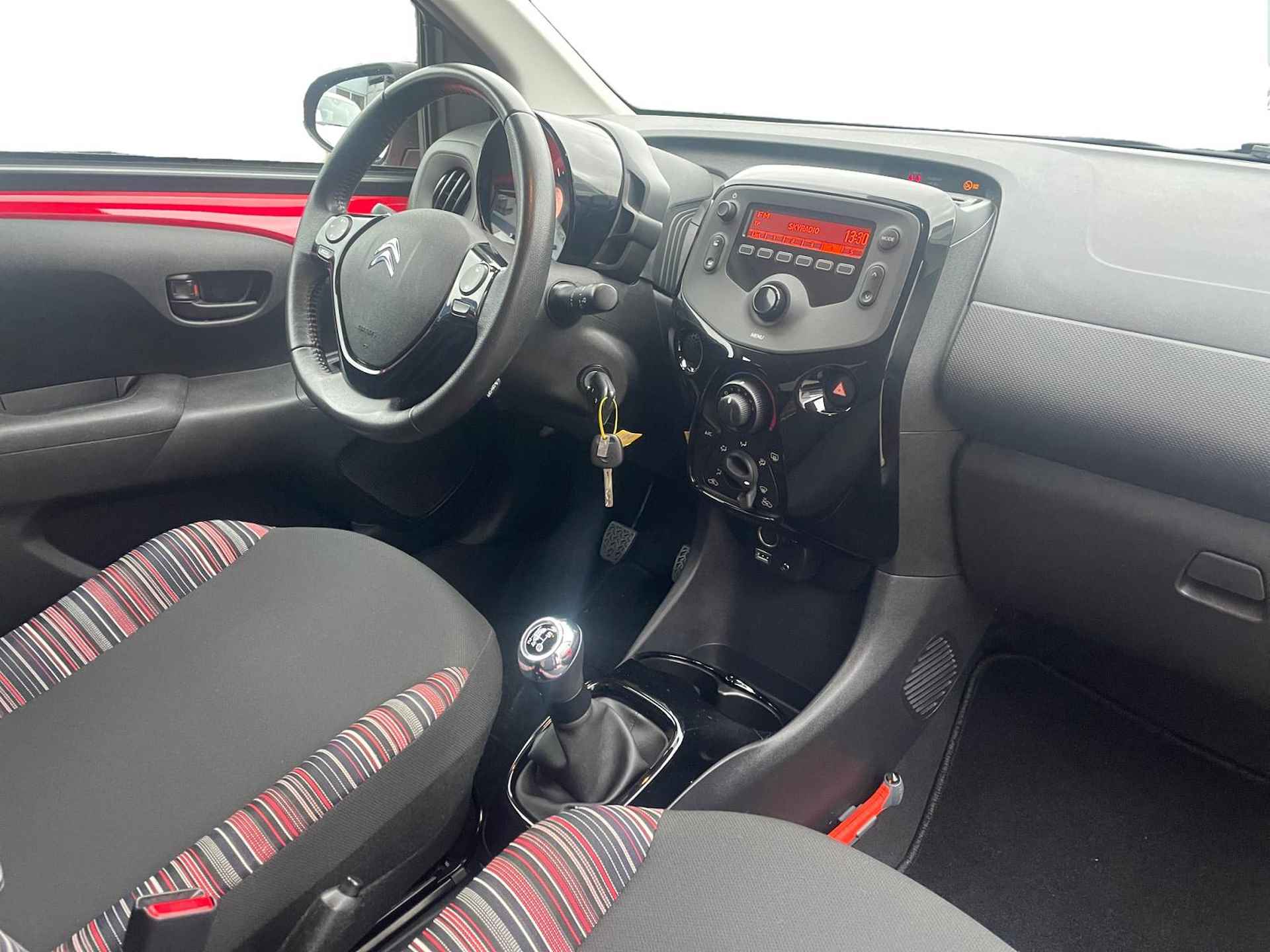 Citroen C1 1.0 VTi Feel | Cruise Control | Privacy Glass | Airco | Elektrisch verstel-en verwarmbare buitenspiegels | Bluetooth telefoonvoorbereiding | - 12/28