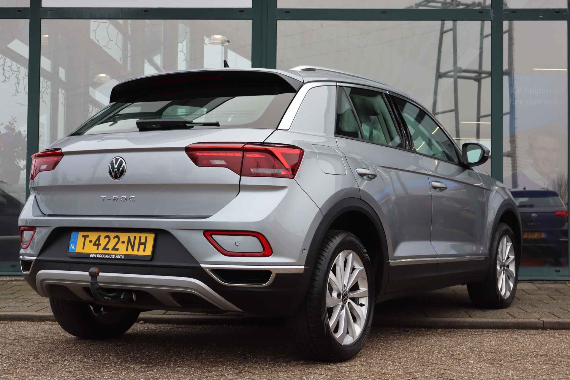 Volkswagen T-Roc 1.5 TSI Style | Cruise Control | Parkeersensoren | Trekhaak | - 7/26