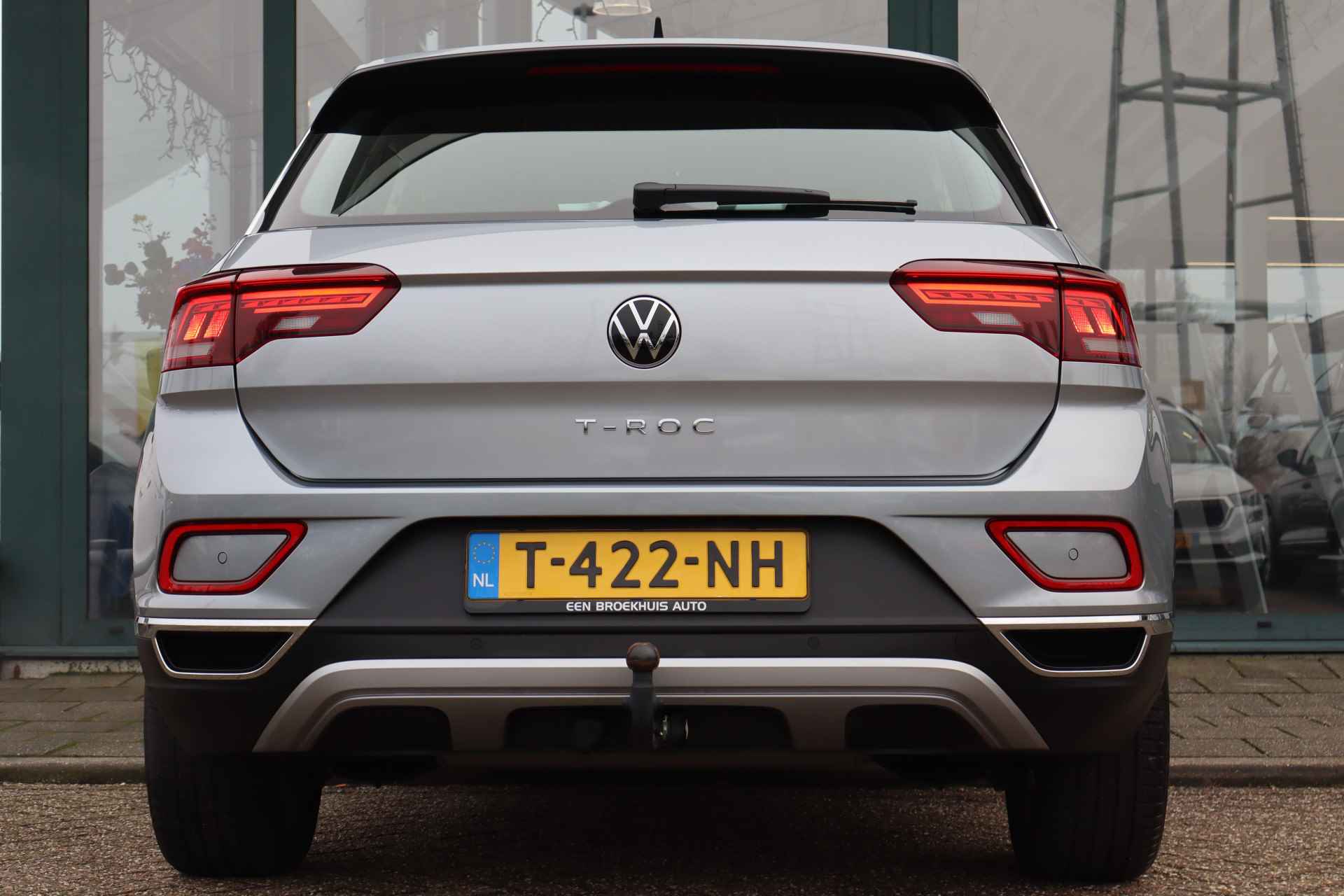 Volkswagen T-Roc 1.5 TSI Style | Cruise Control | Parkeersensoren | Trekhaak | - 26/26